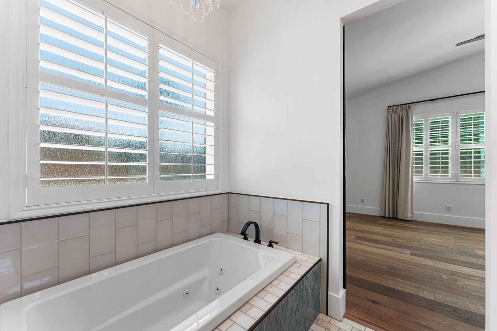 4145 E Campbell Avenue