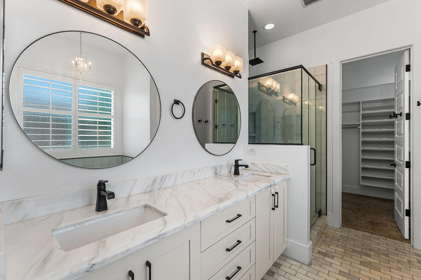 4145 E Campbell Avenue