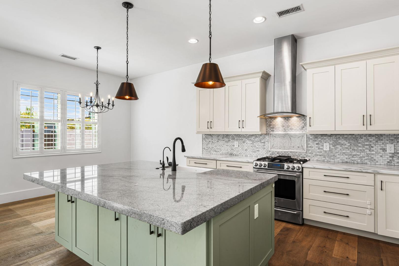 4145 E Campbell Avenue