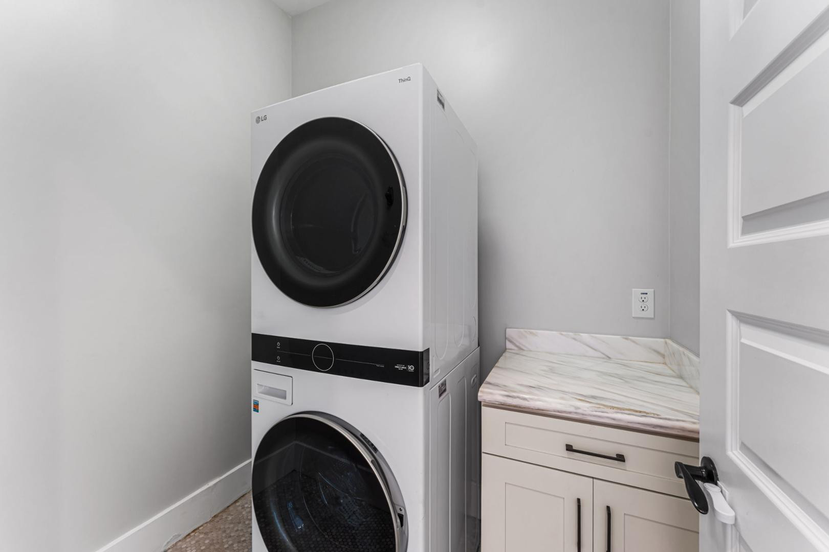 4145 E Campbell Avenue