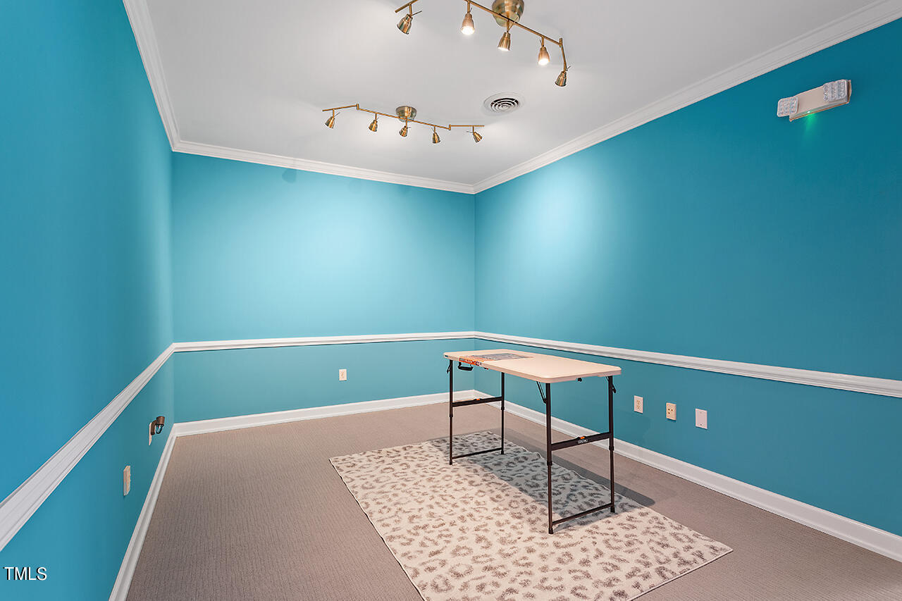 727 W Hargett Street # 203