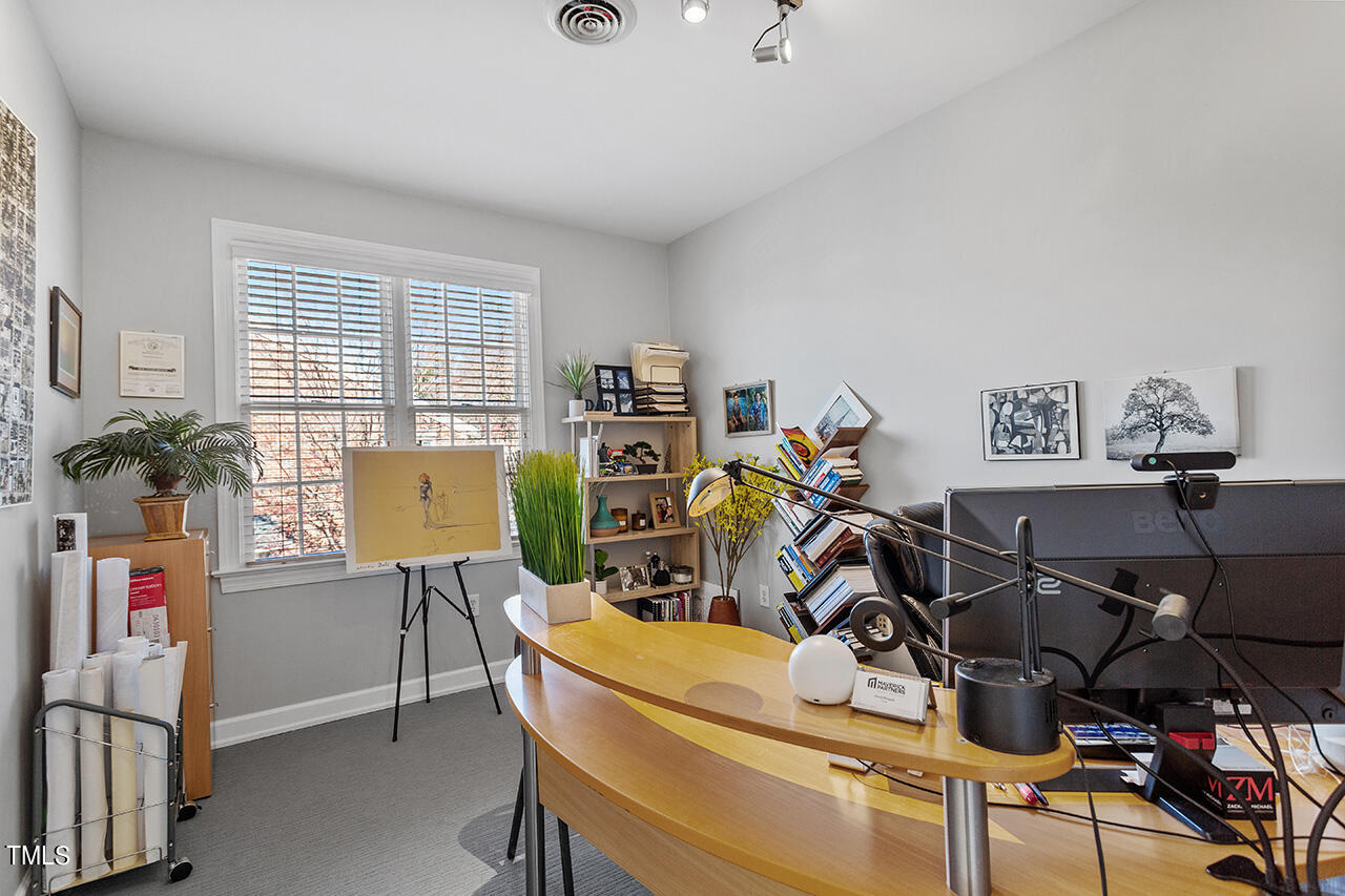 727 W Hargett Street # 201