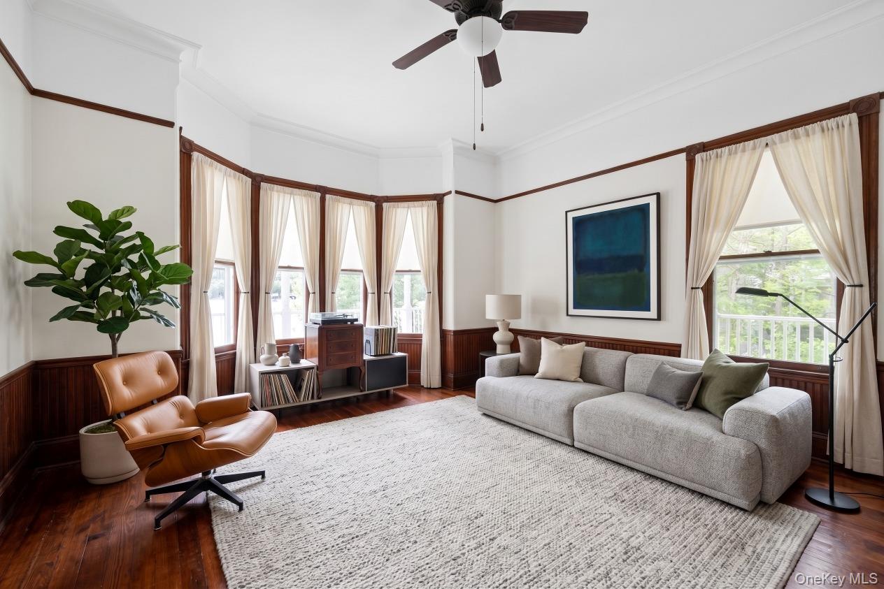 83 Edgemere Avenue