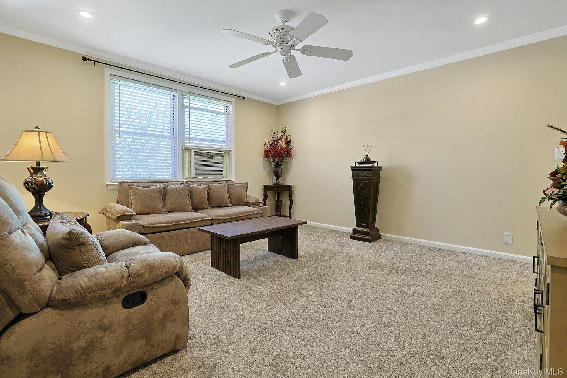15 Bryant Crescent Unit: 2G