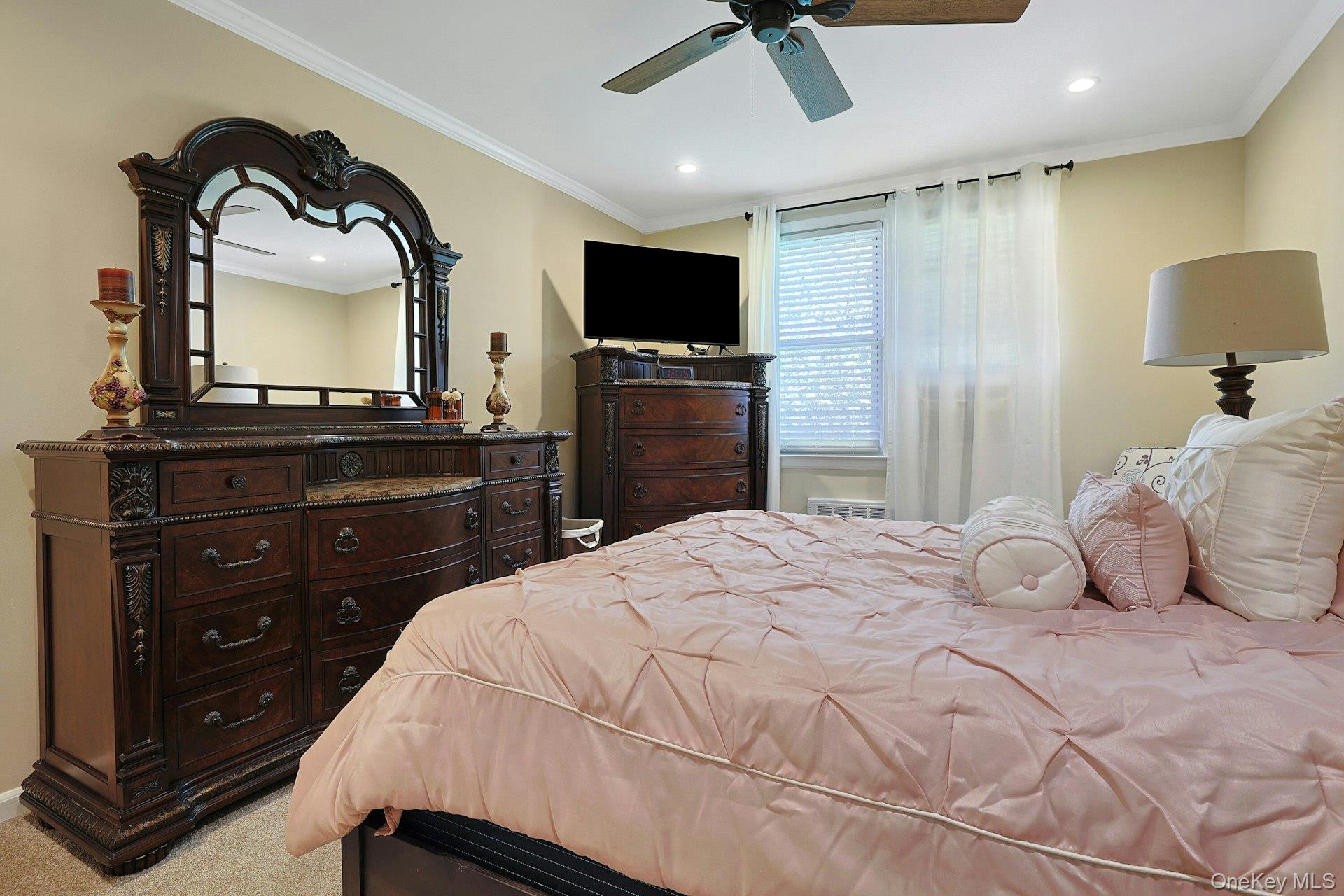 15 Bryant Crescent Unit: 2G