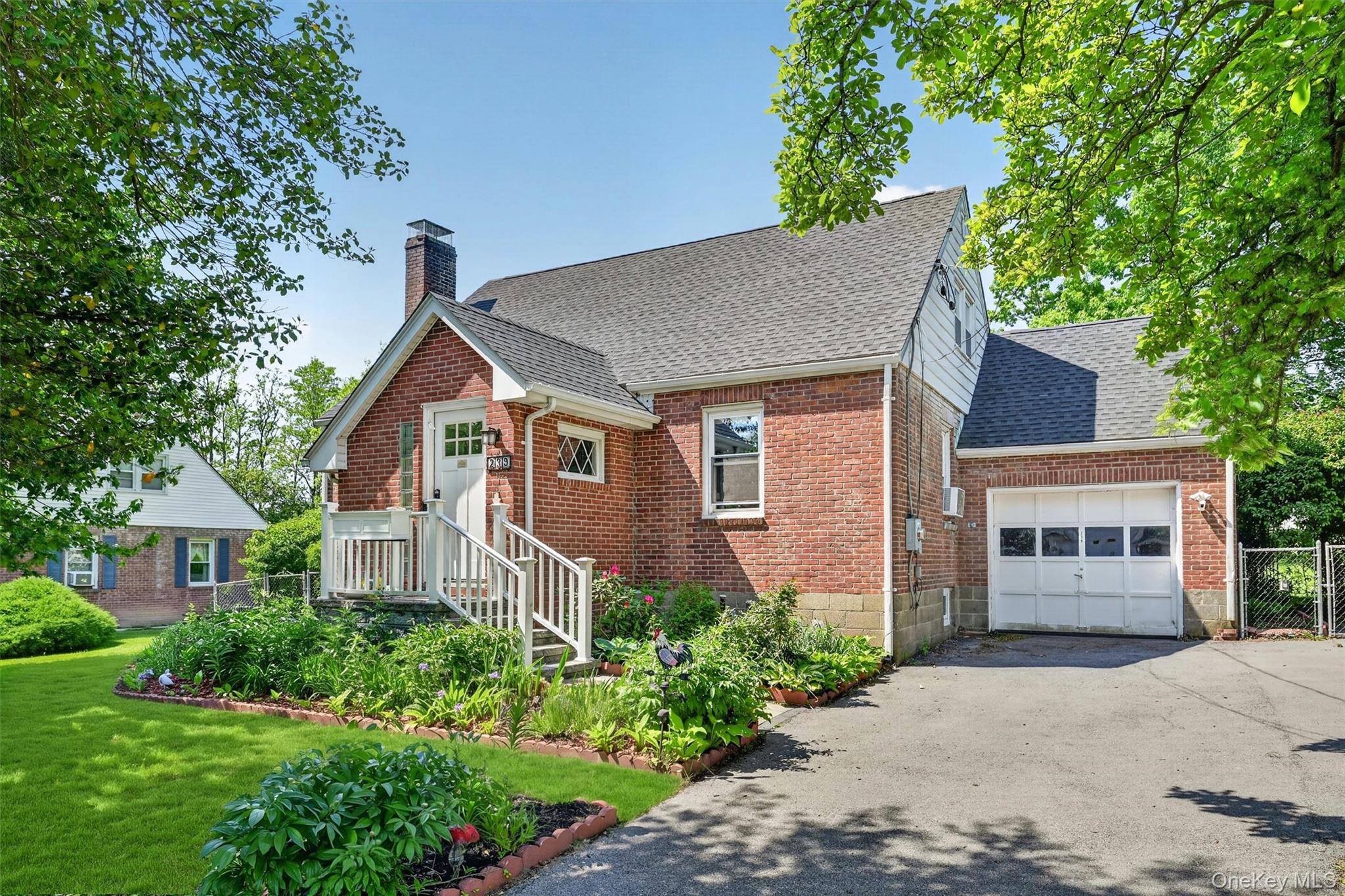 239 Leslie Avenue
