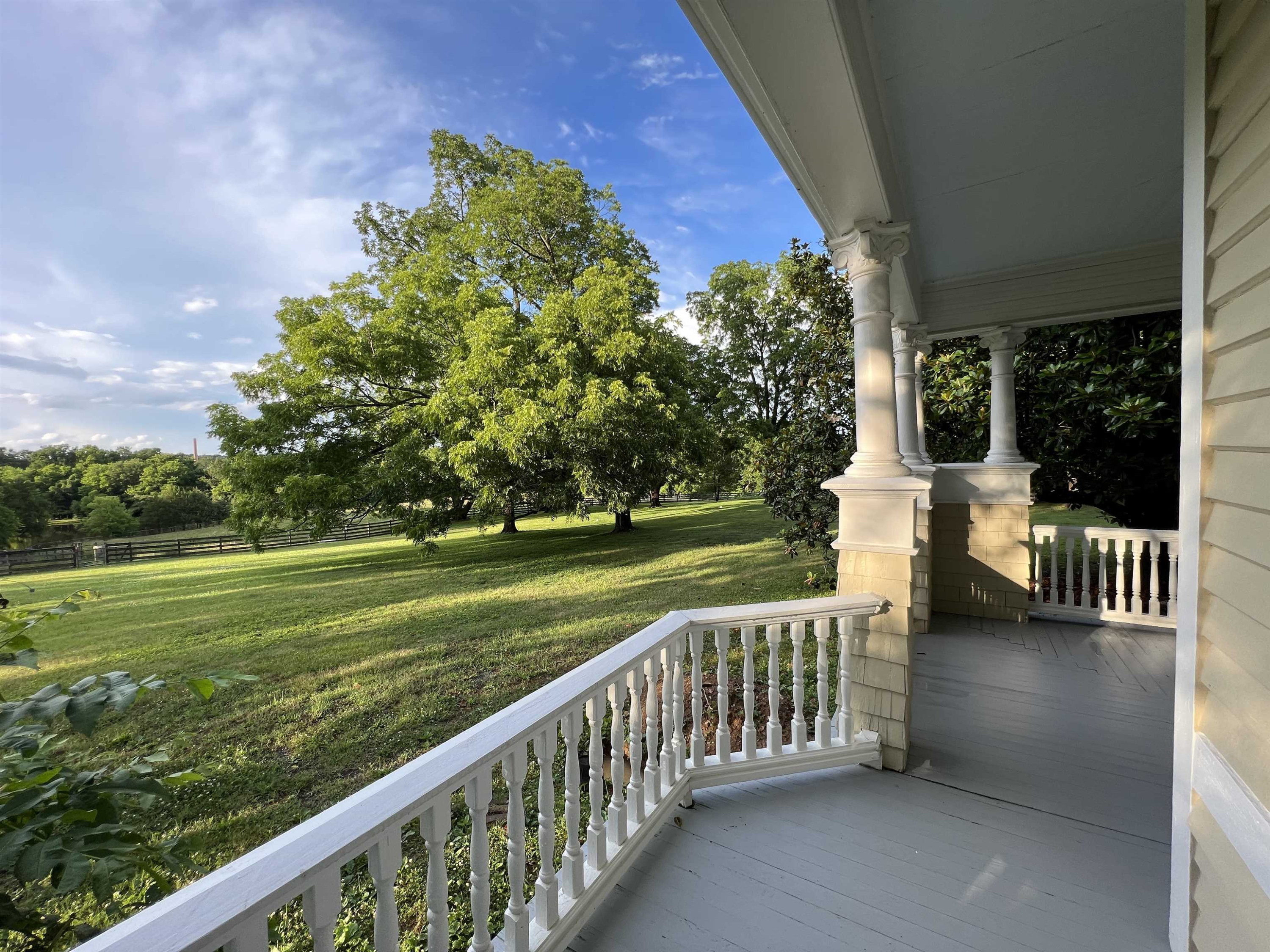 228 Holt Road