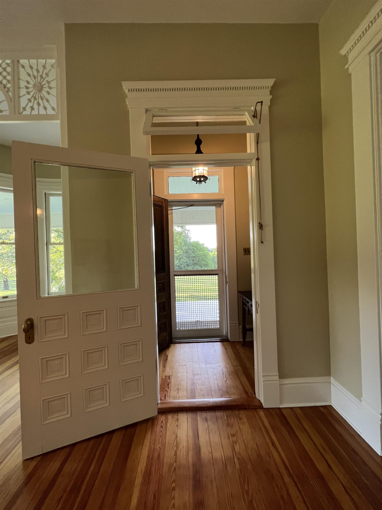 228 Holt Road