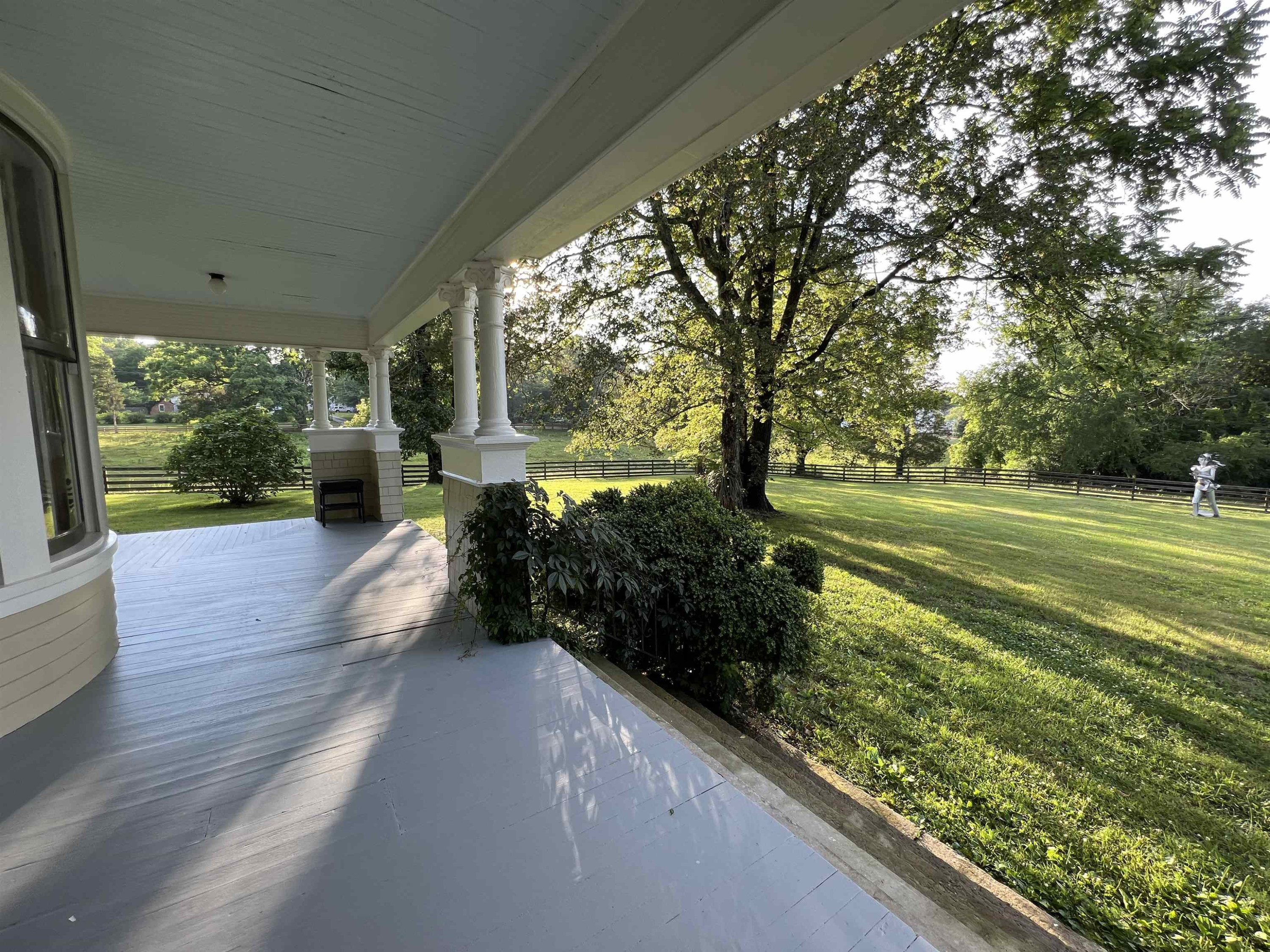 228 Holt Road