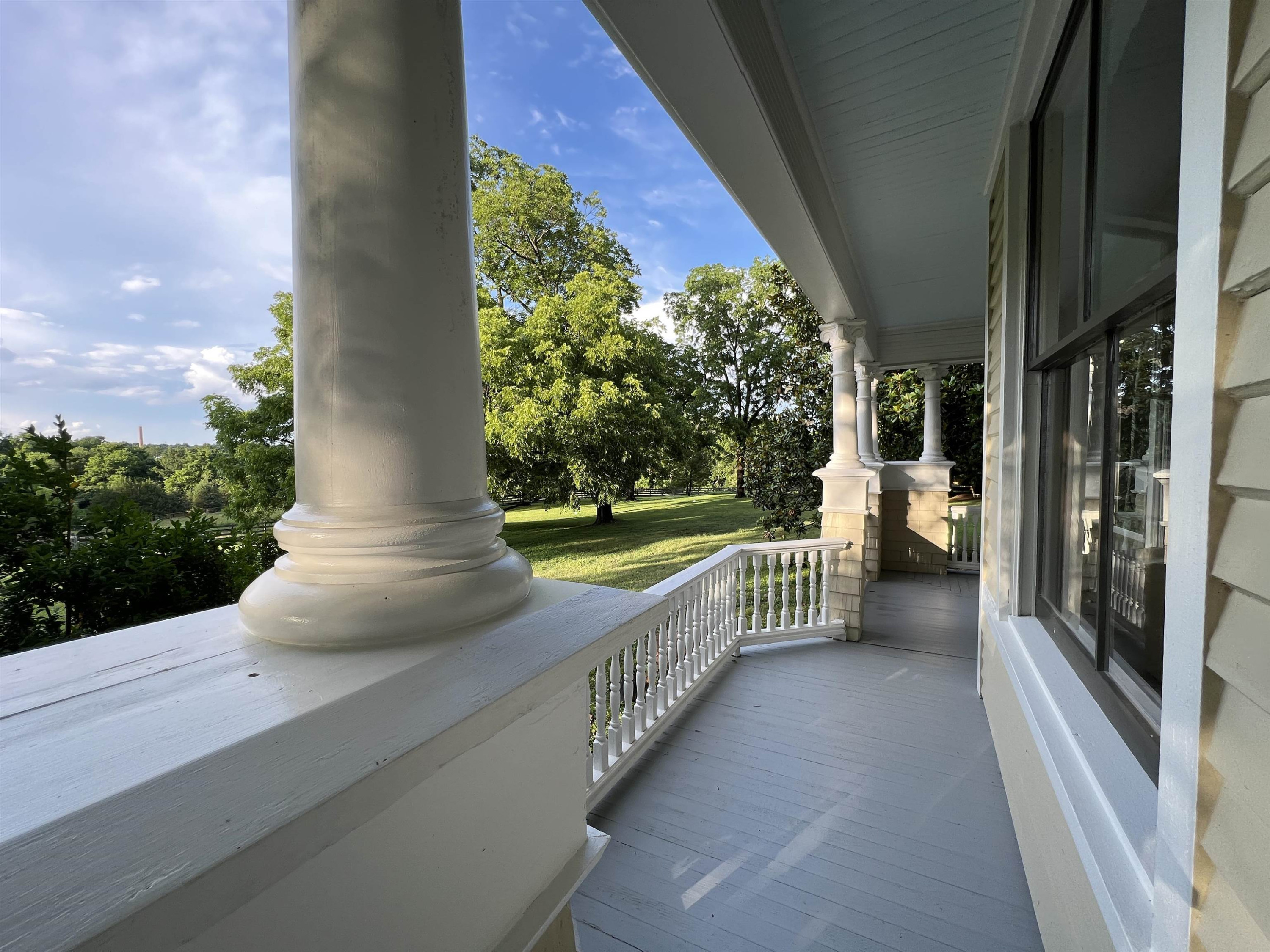 228 Holt Road