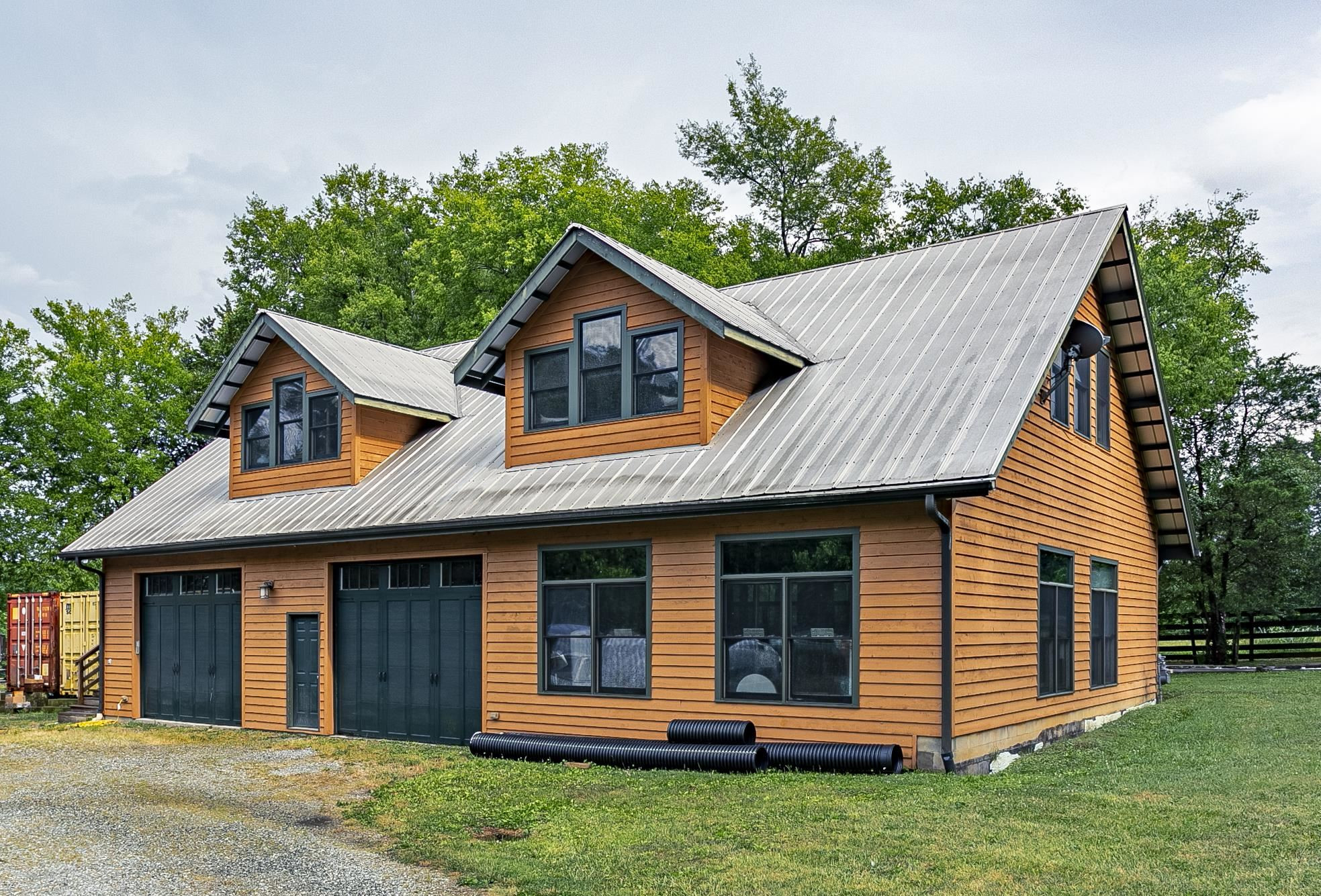 228 Holt Road