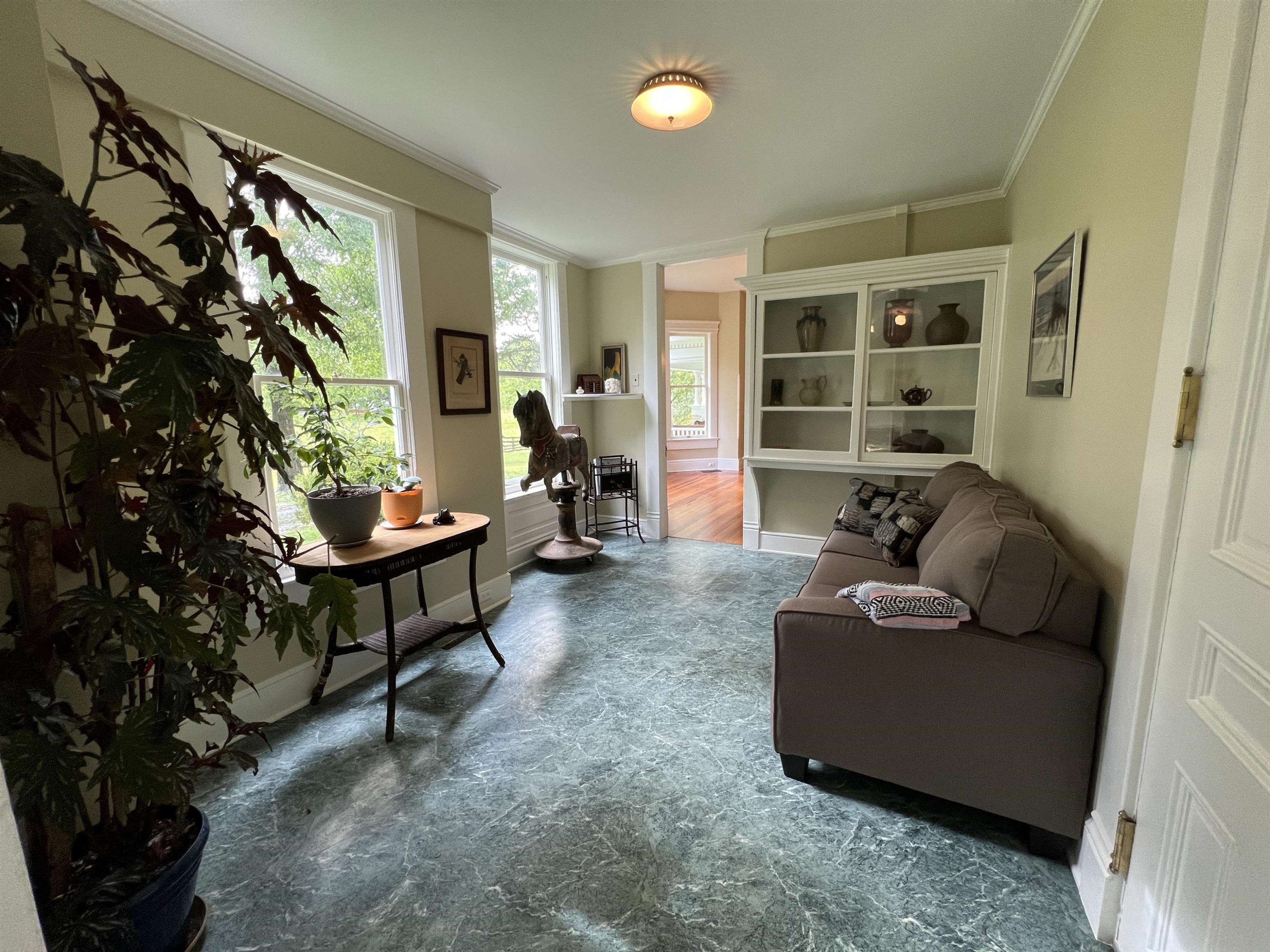 228 Holt Road
