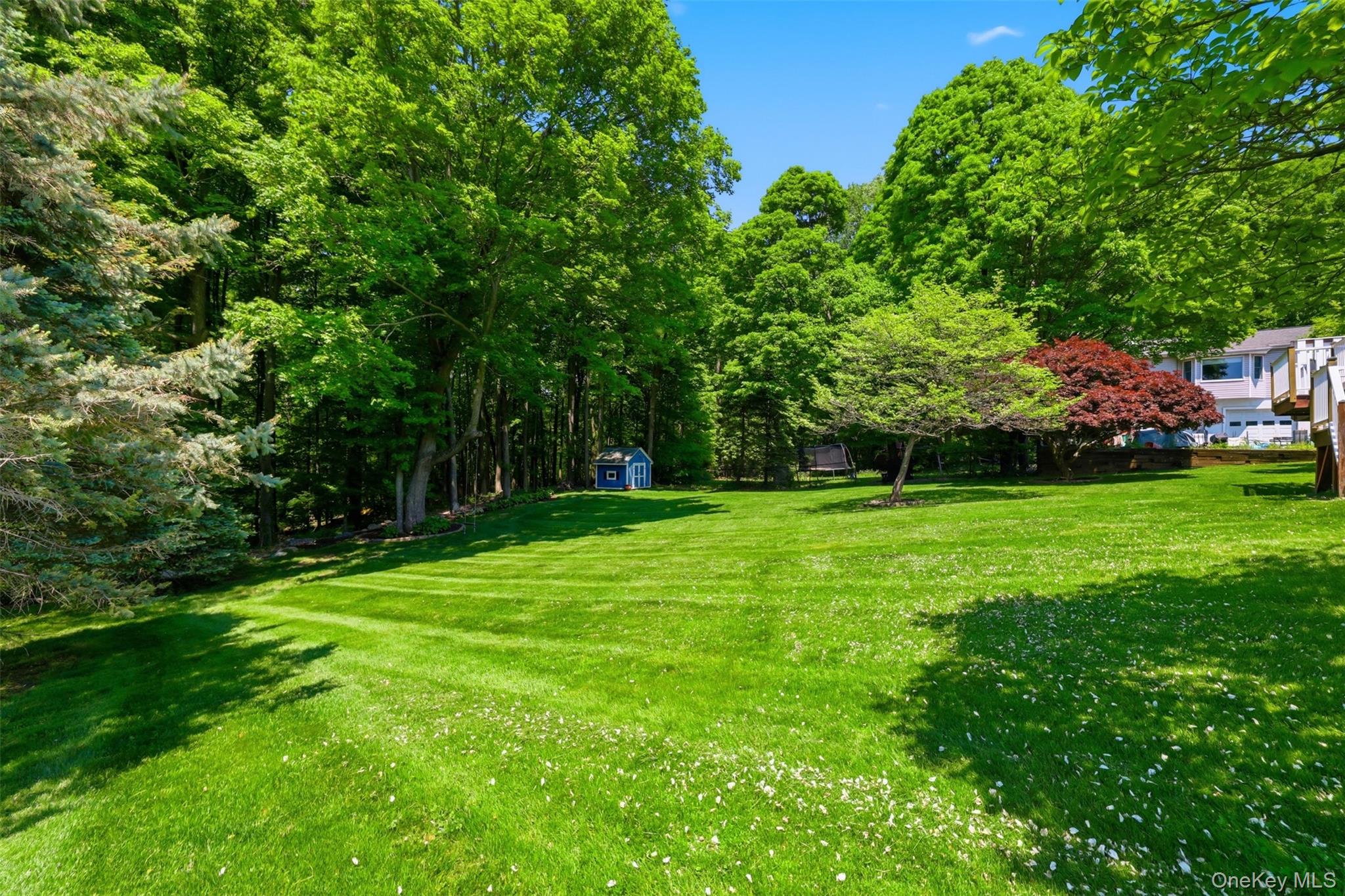 9 Wagon Trail Road