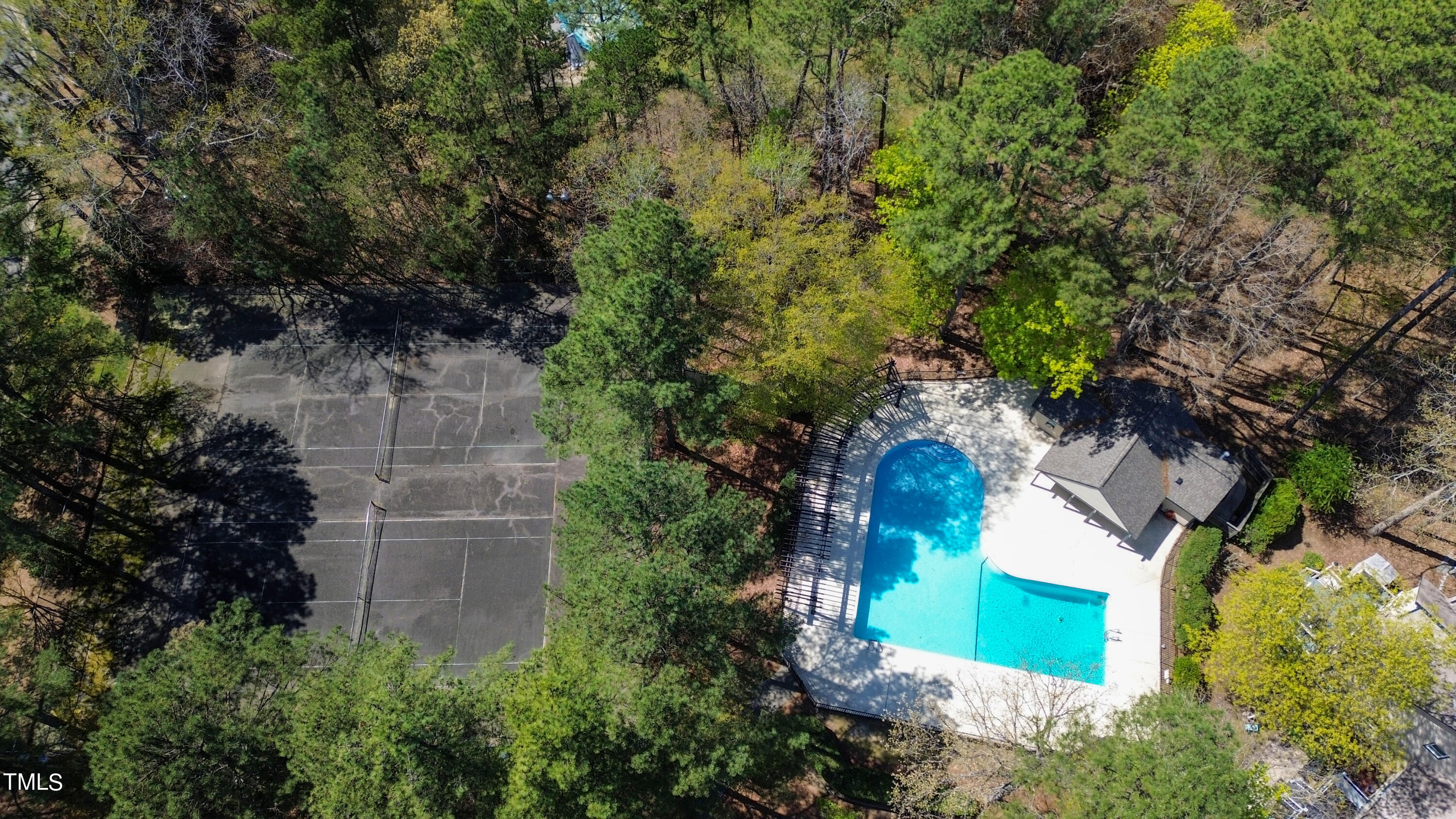 2017 Willow Hill Lane