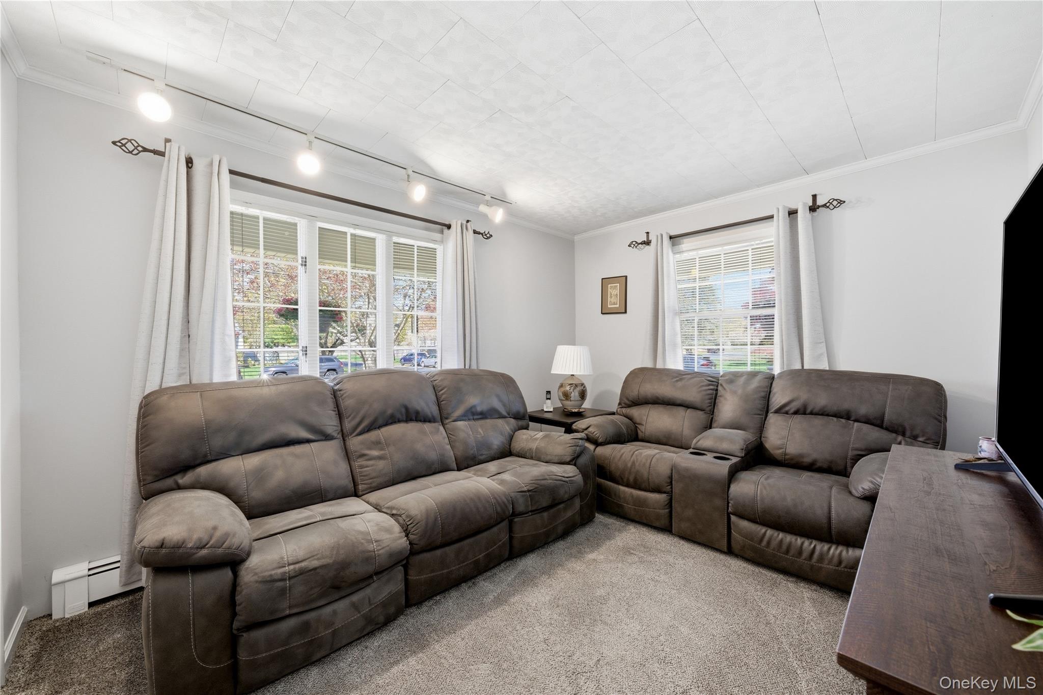 93 Meroke Lane