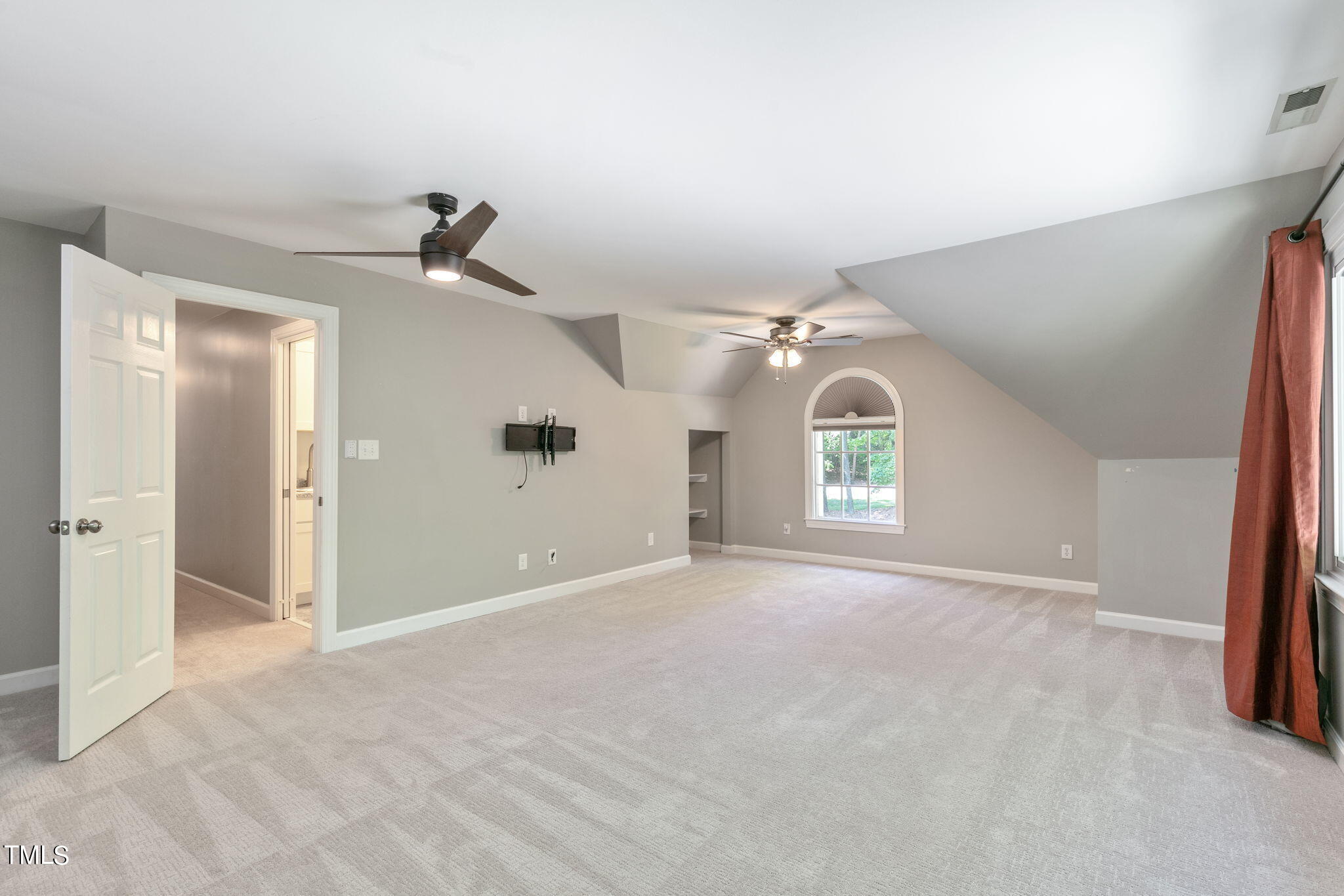 9800 Woodsong Court