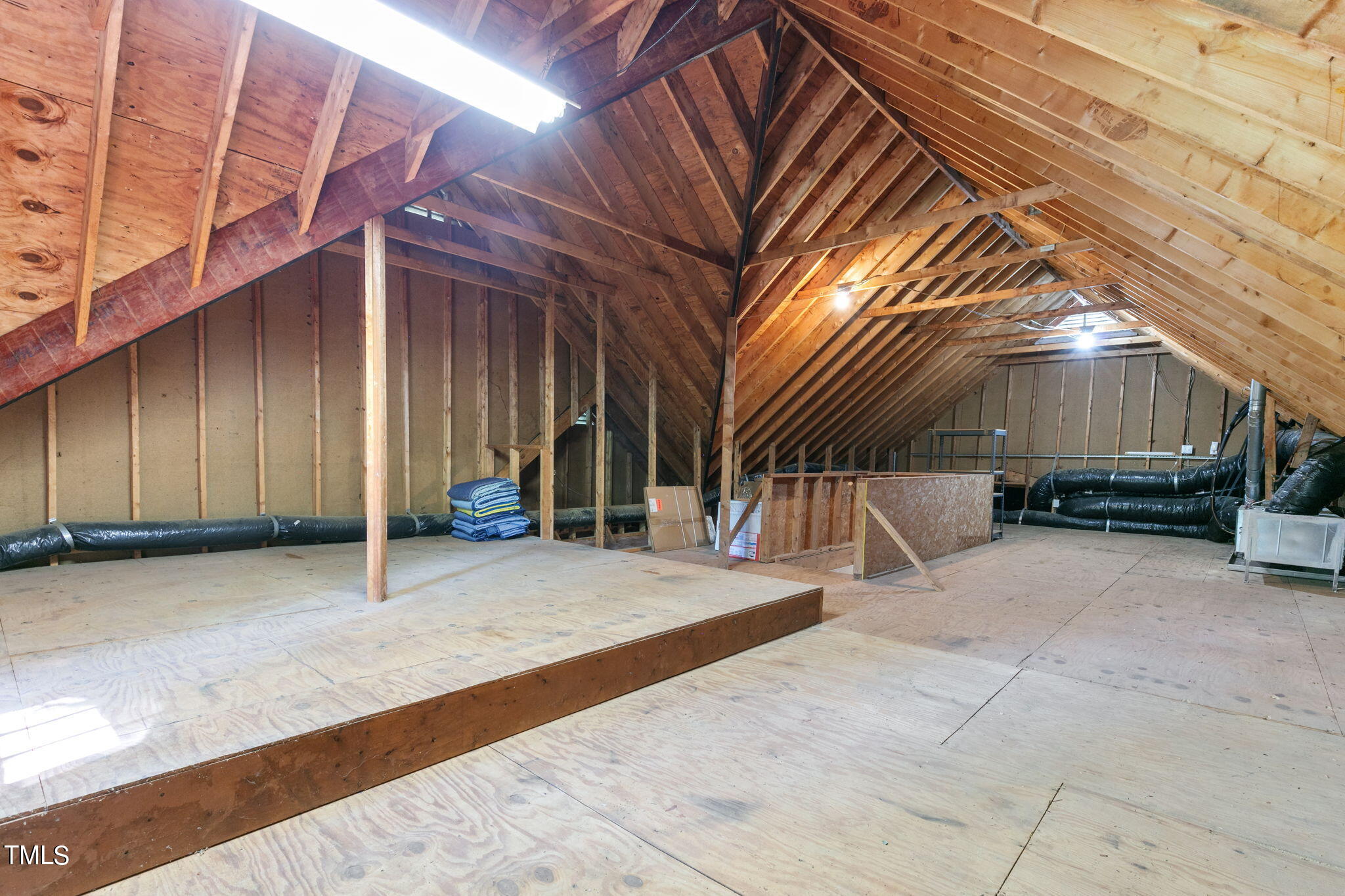 9800 Woodsong Court