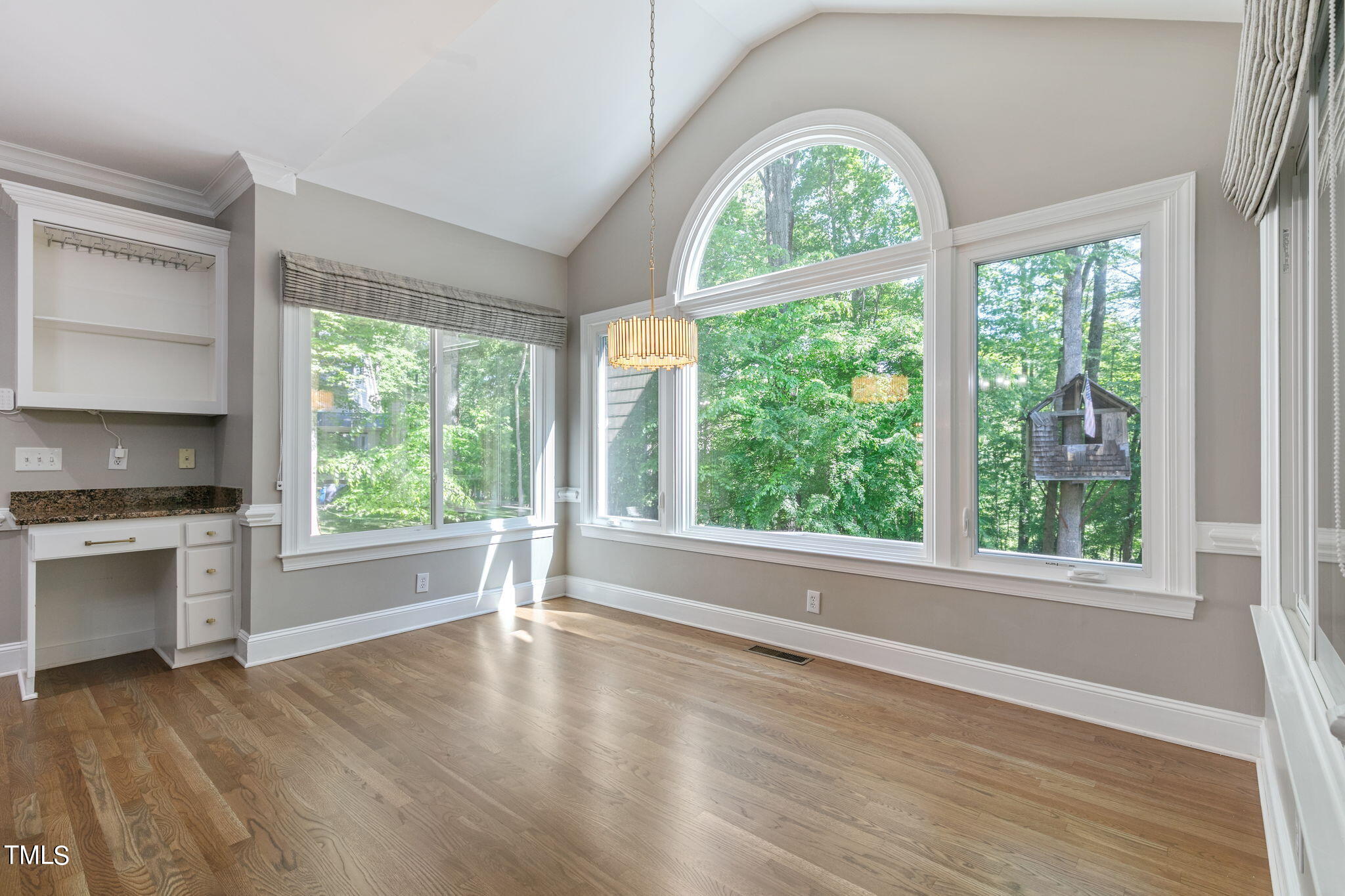 9800 Woodsong Court