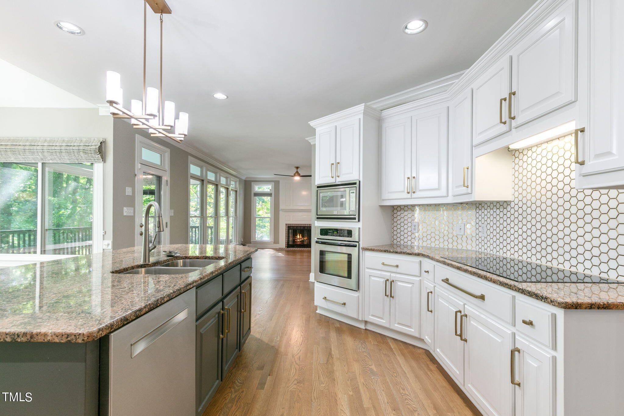 9800 Woodsong Court
