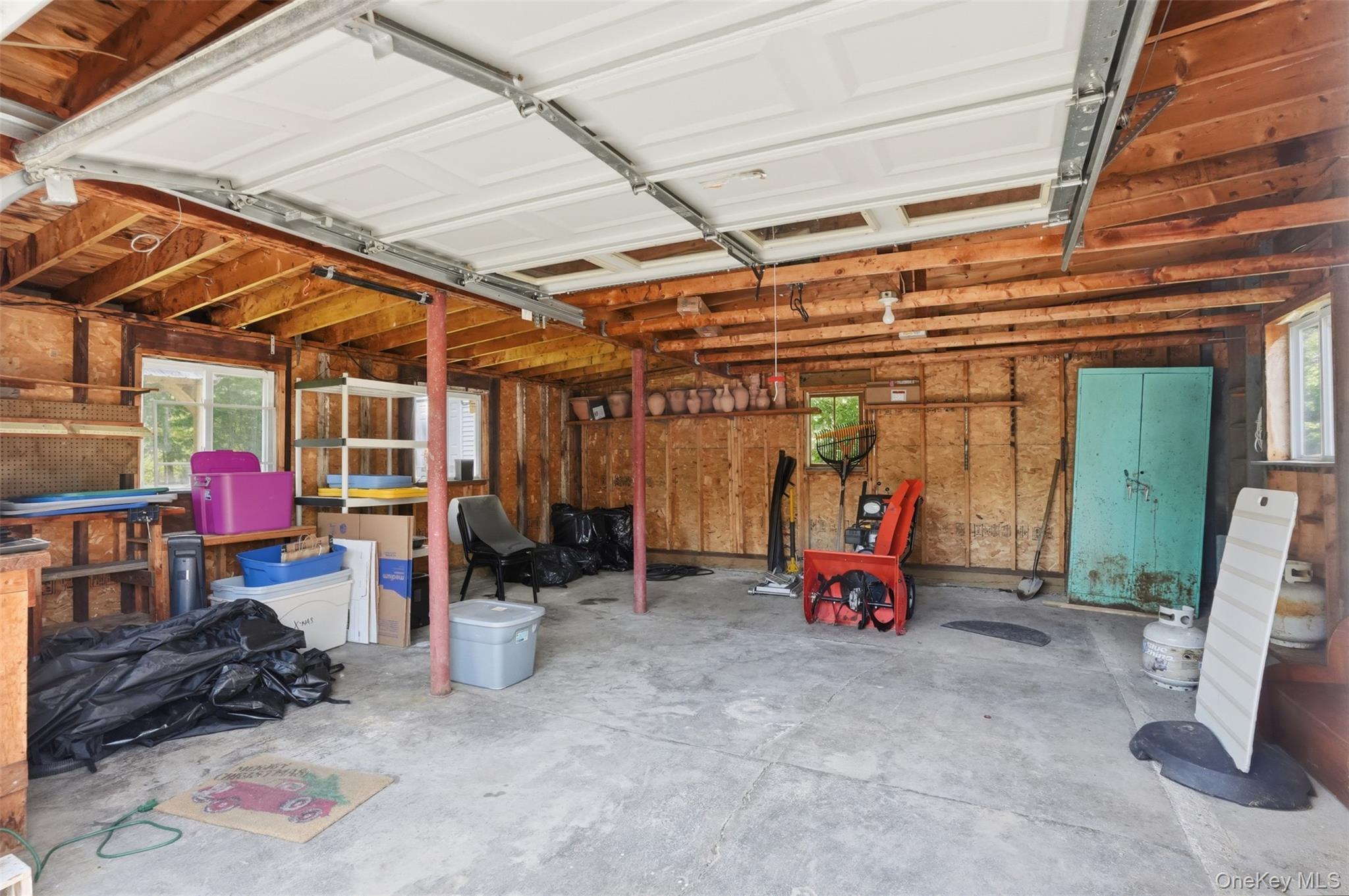 902 Albany Post Road
