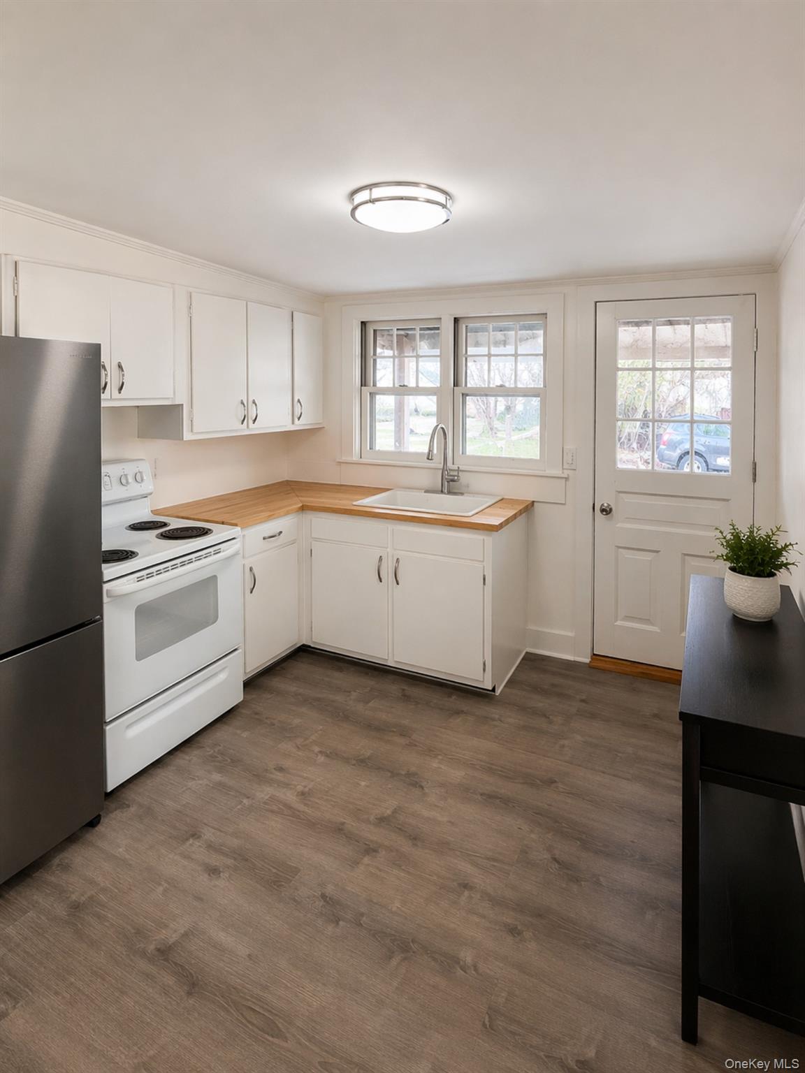 76 Main Street Unit: 72