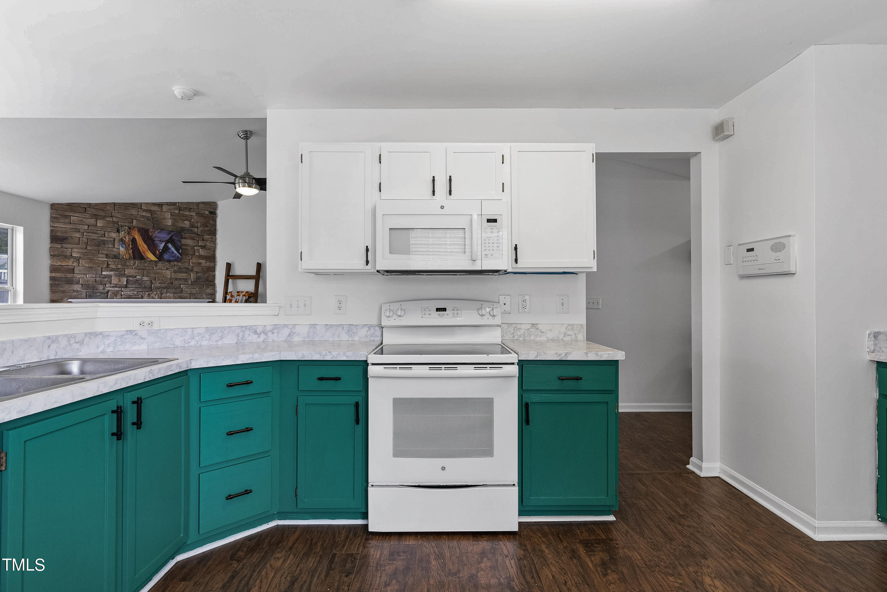 415 Quartz Drive