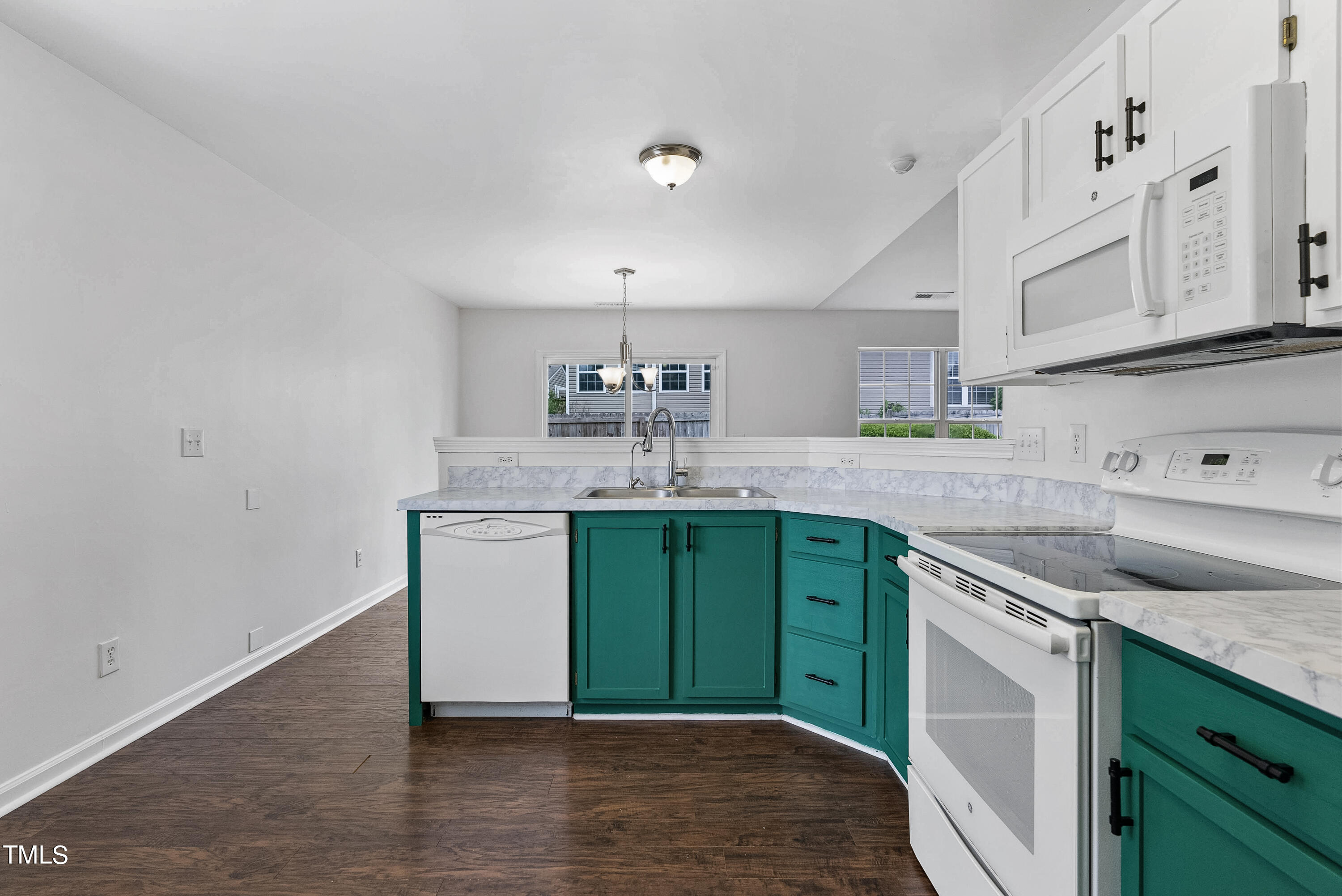 415 Quartz Drive