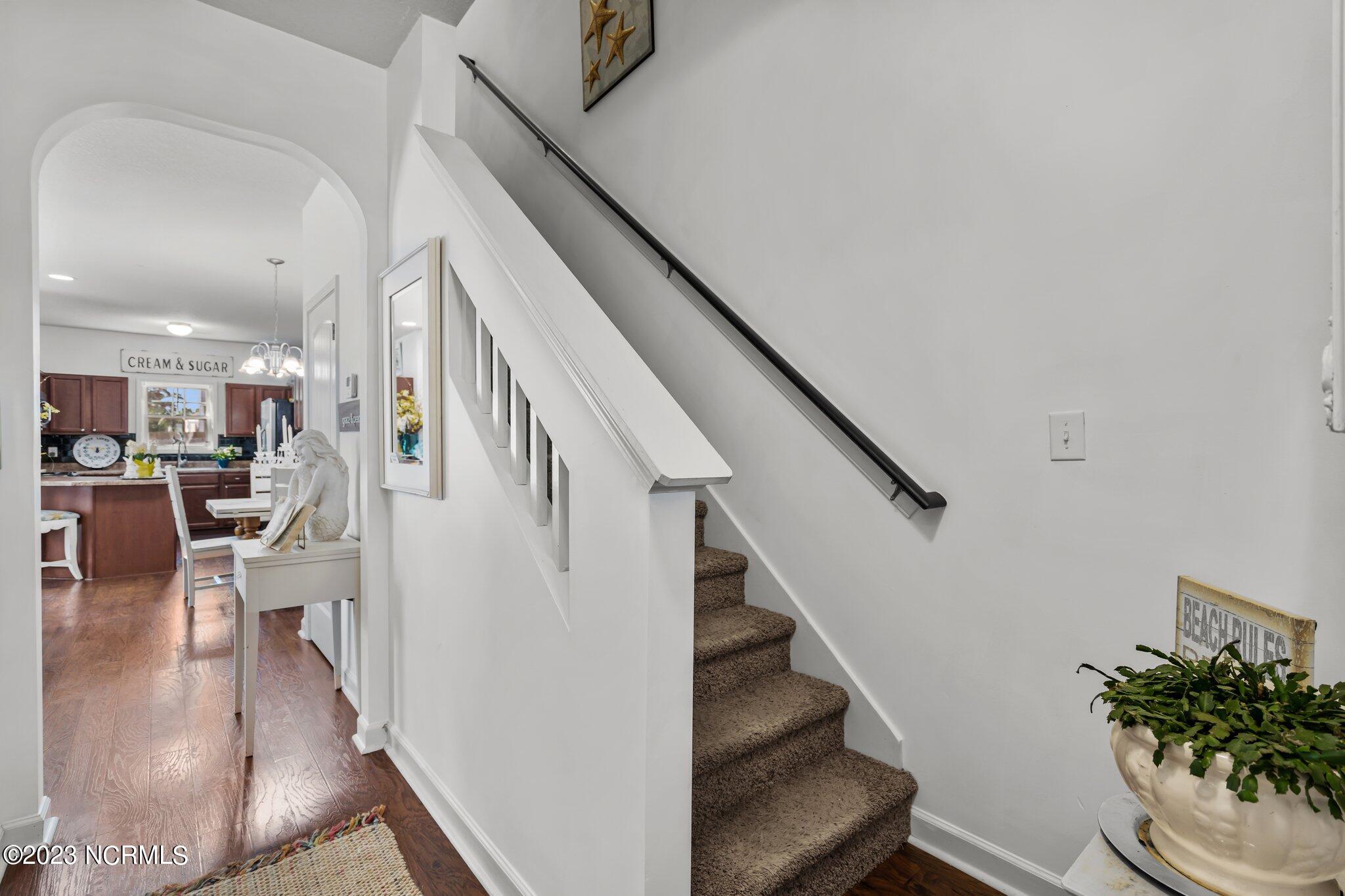 302 Frisco Way Way