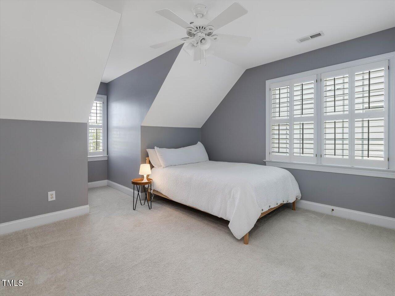 504 Parkview Crescent