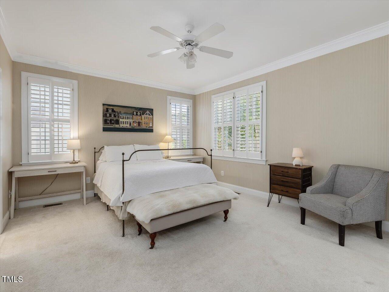 504 Parkview Crescent