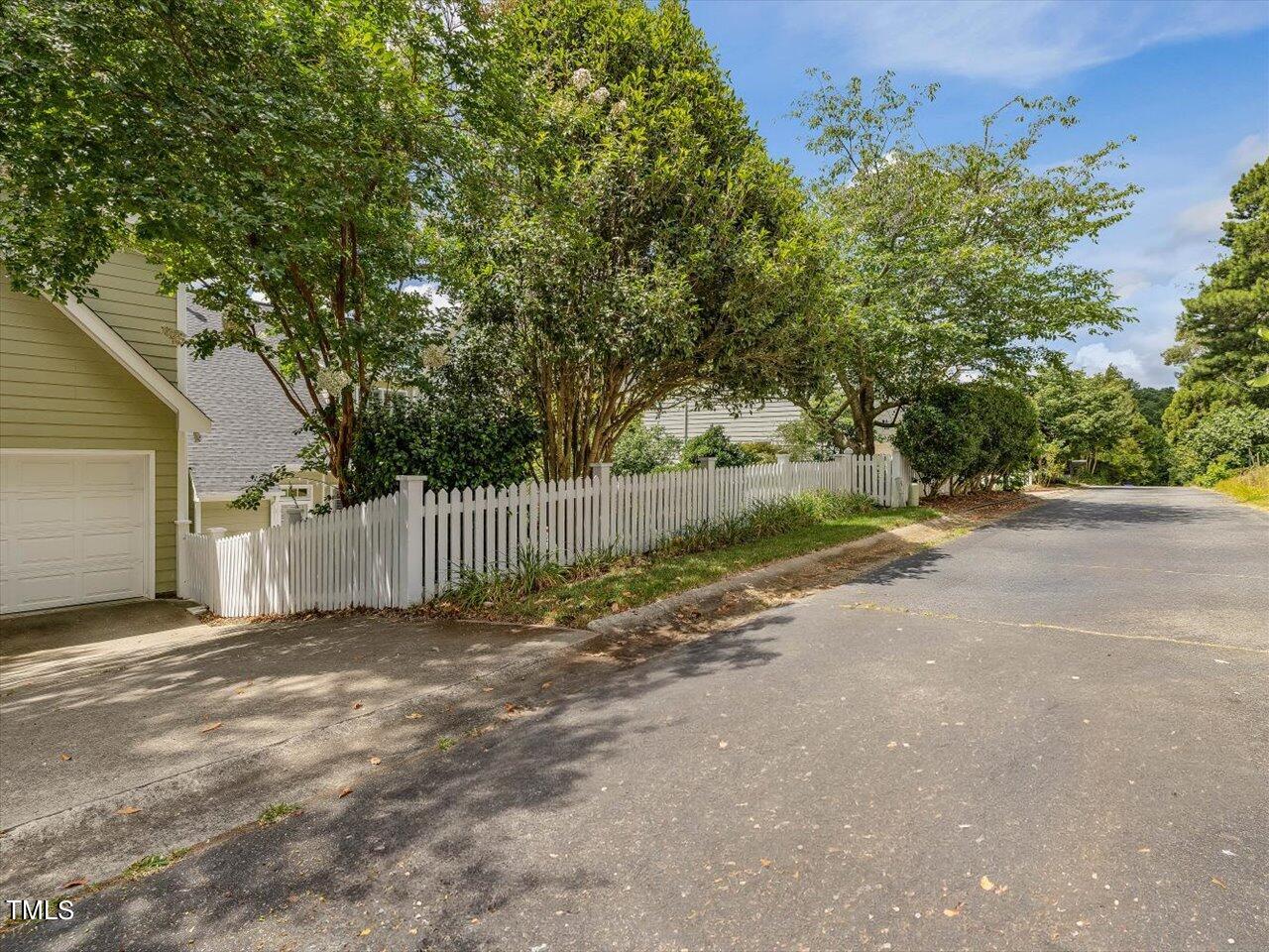 504 Parkview Crescent