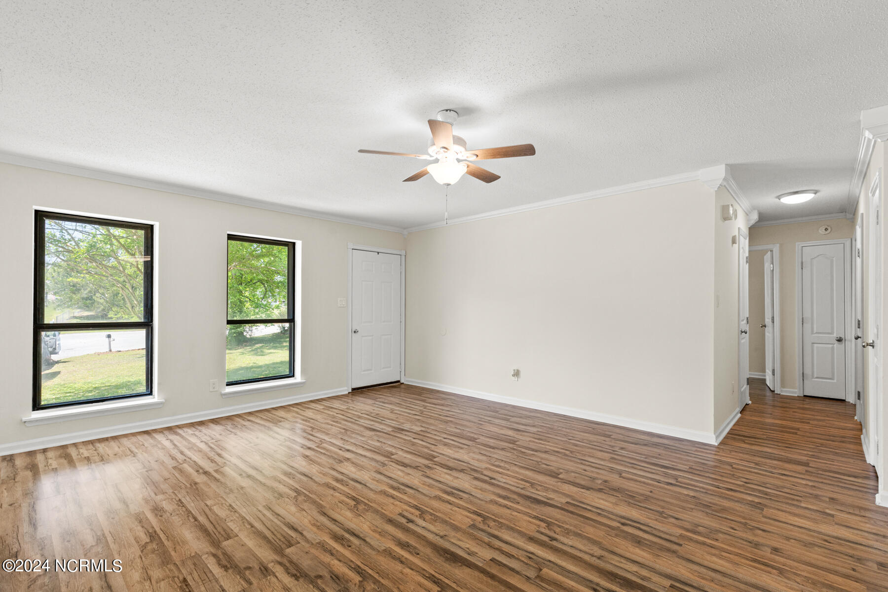 6019 E Red Oak Court