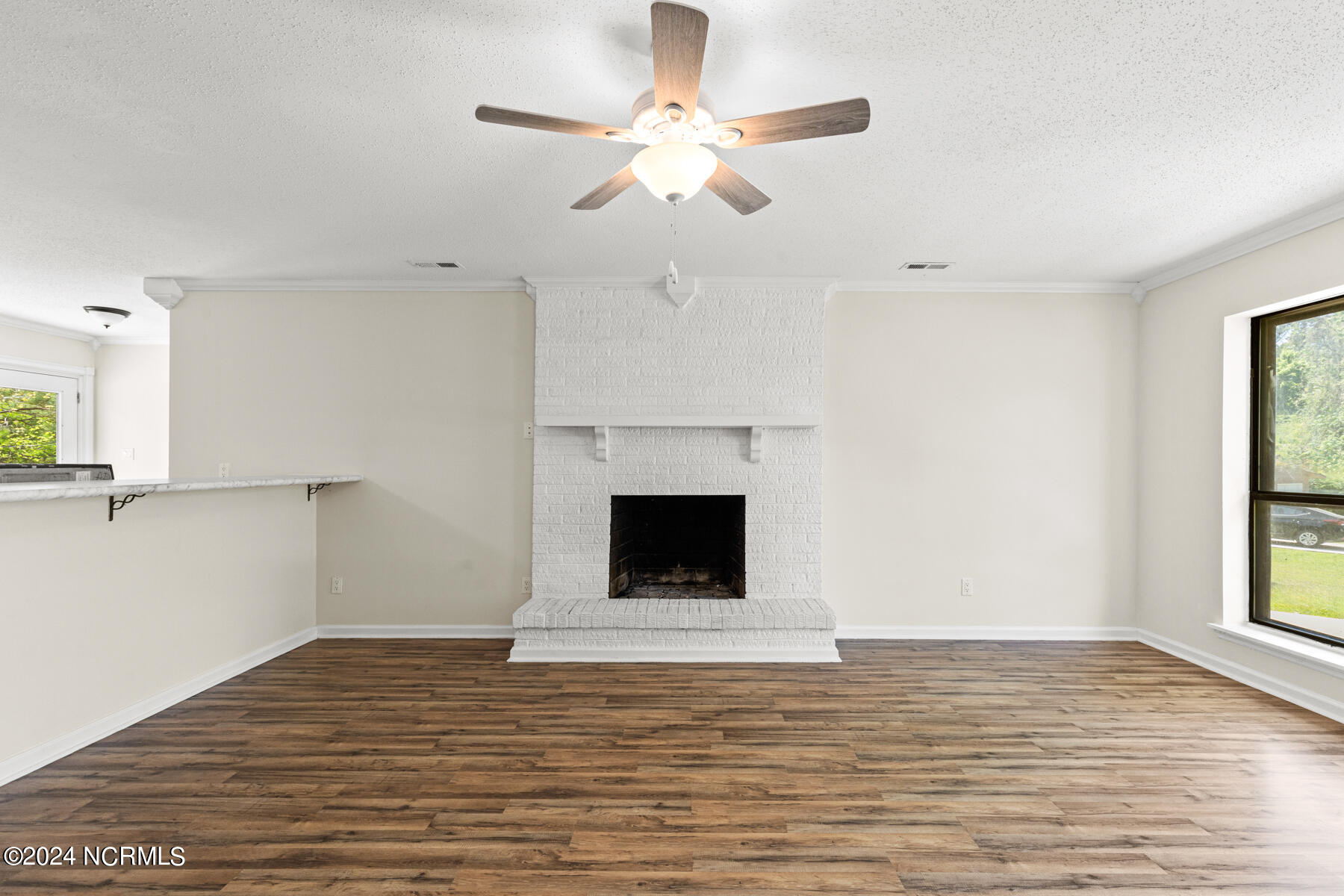 6019 E Red Oak Court
