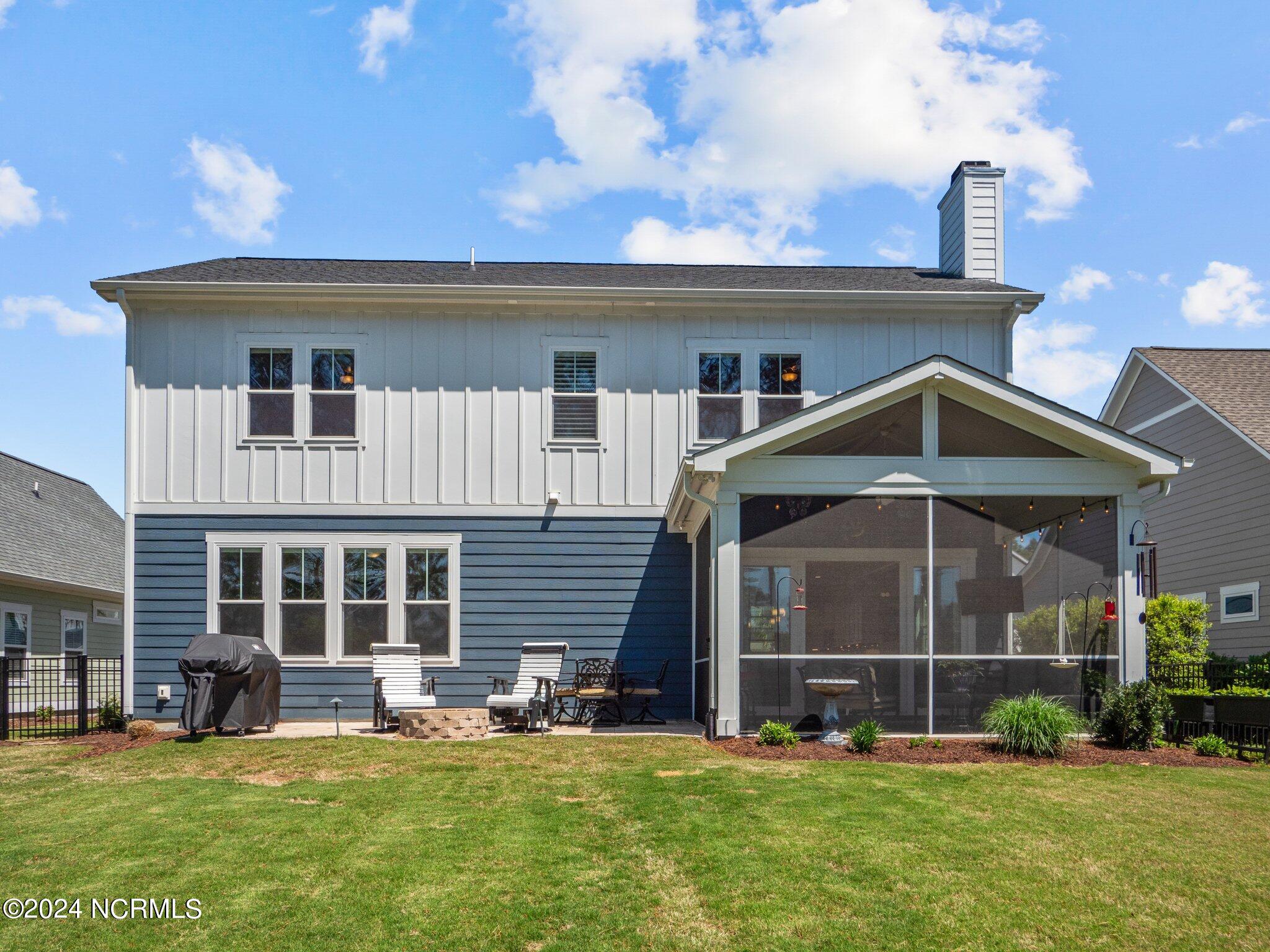 530 Moss Lake Lane