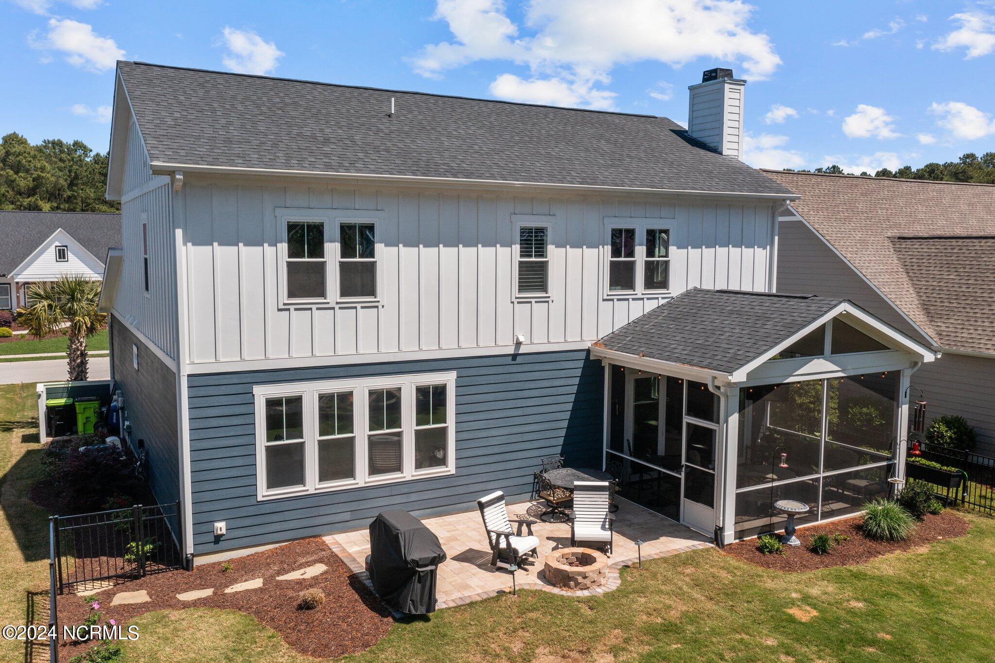 530 Moss Lake Lane