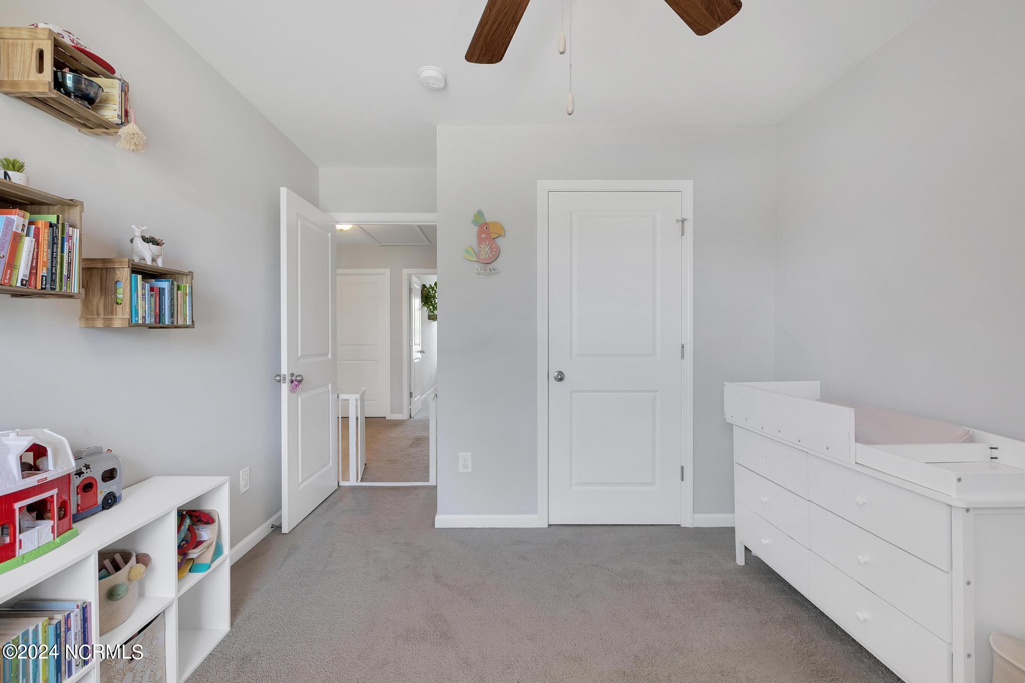 54 S Ryder Court