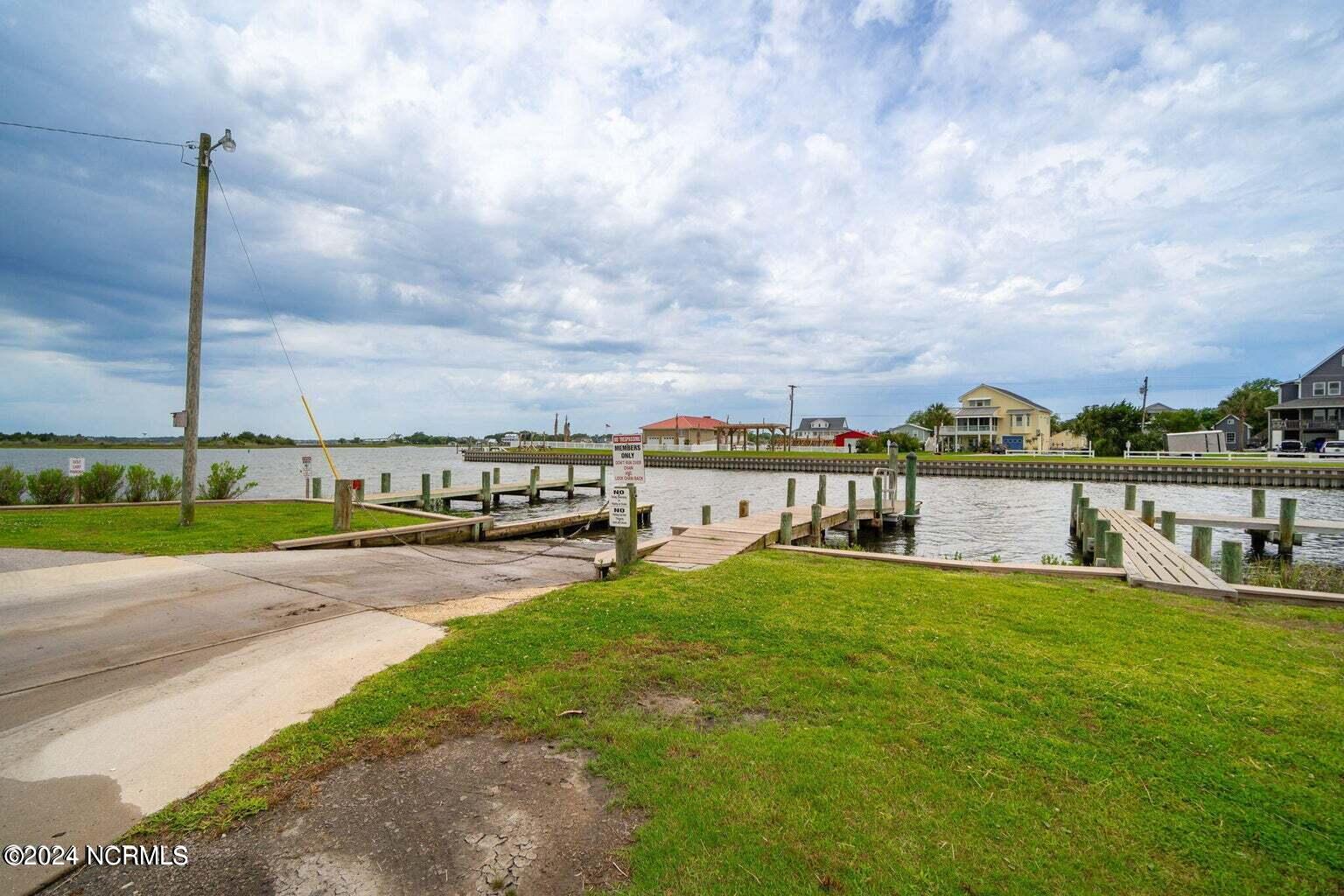 129 Hunting Bay Drive