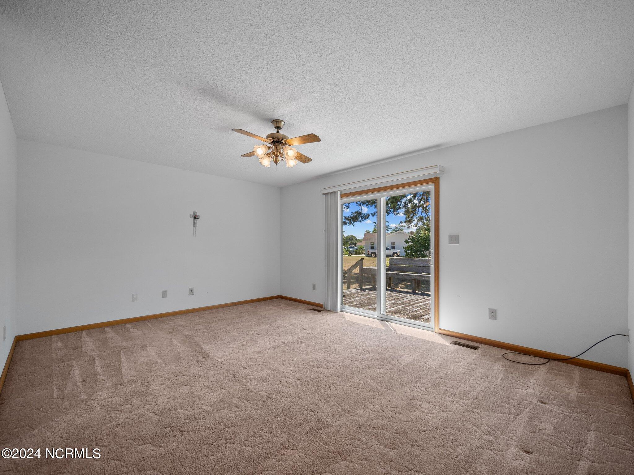 129 Hunting Bay Drive