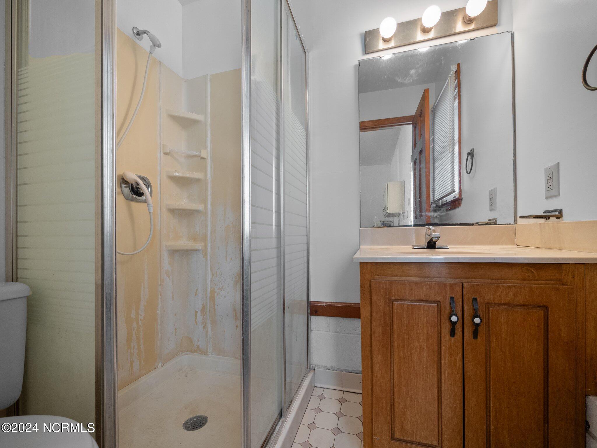 129 Hunting Bay Drive