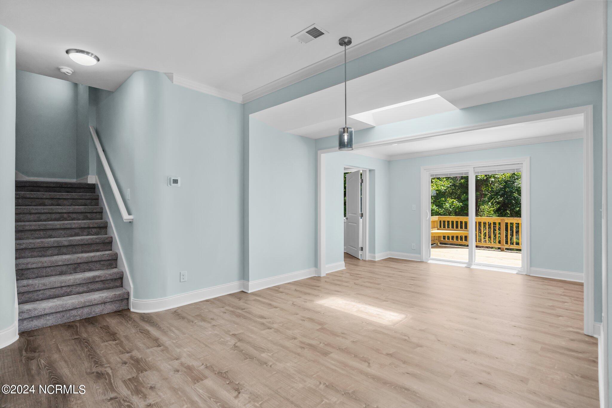 103 Hickory Circle