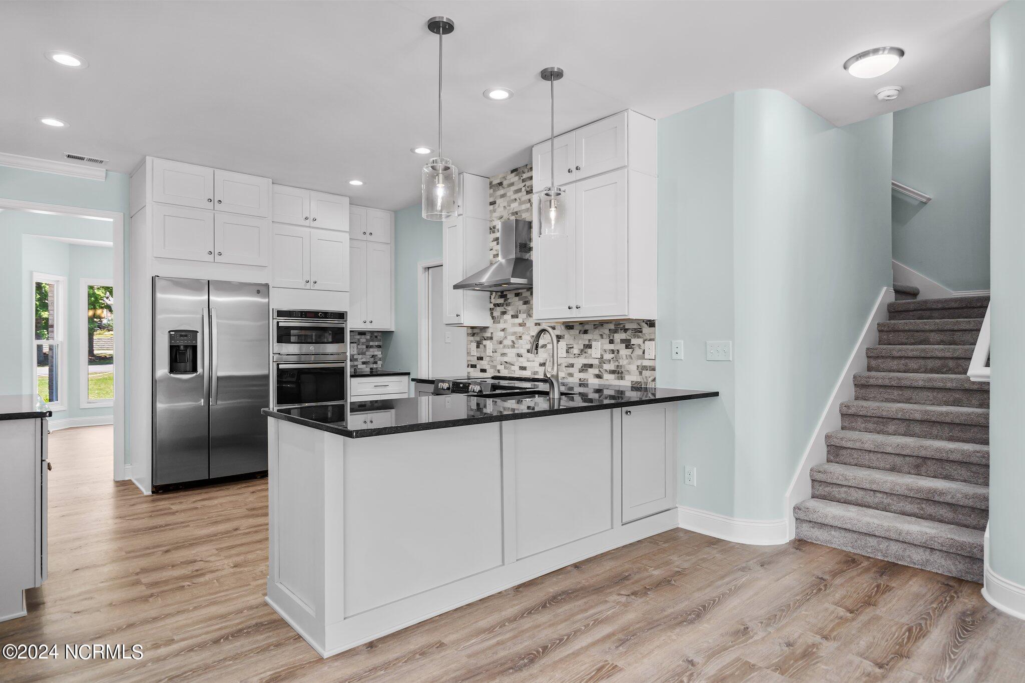 103 Hickory Circle