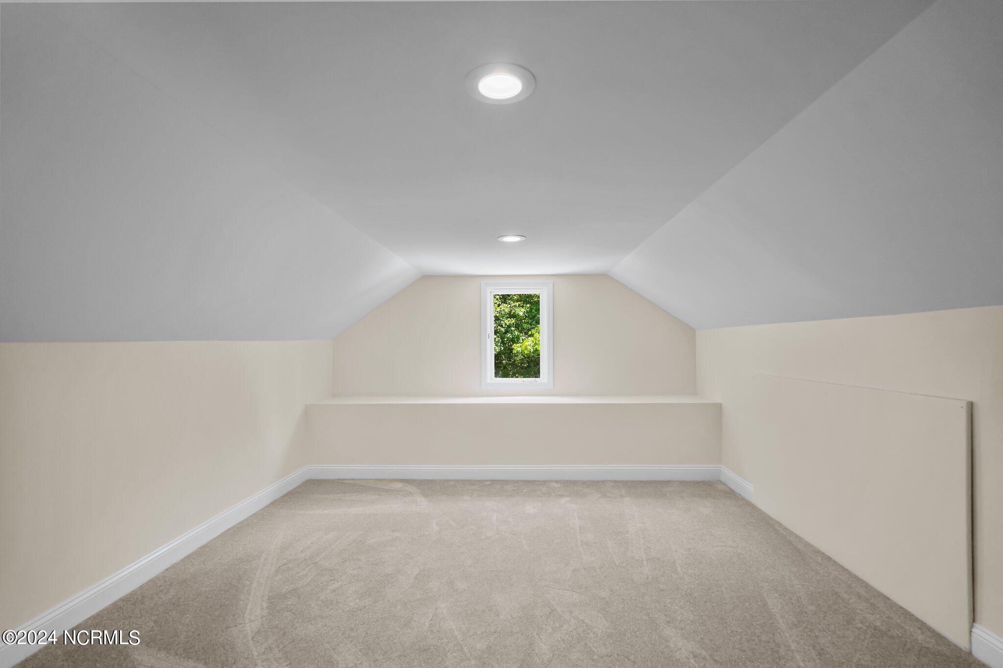 103 Hickory Circle