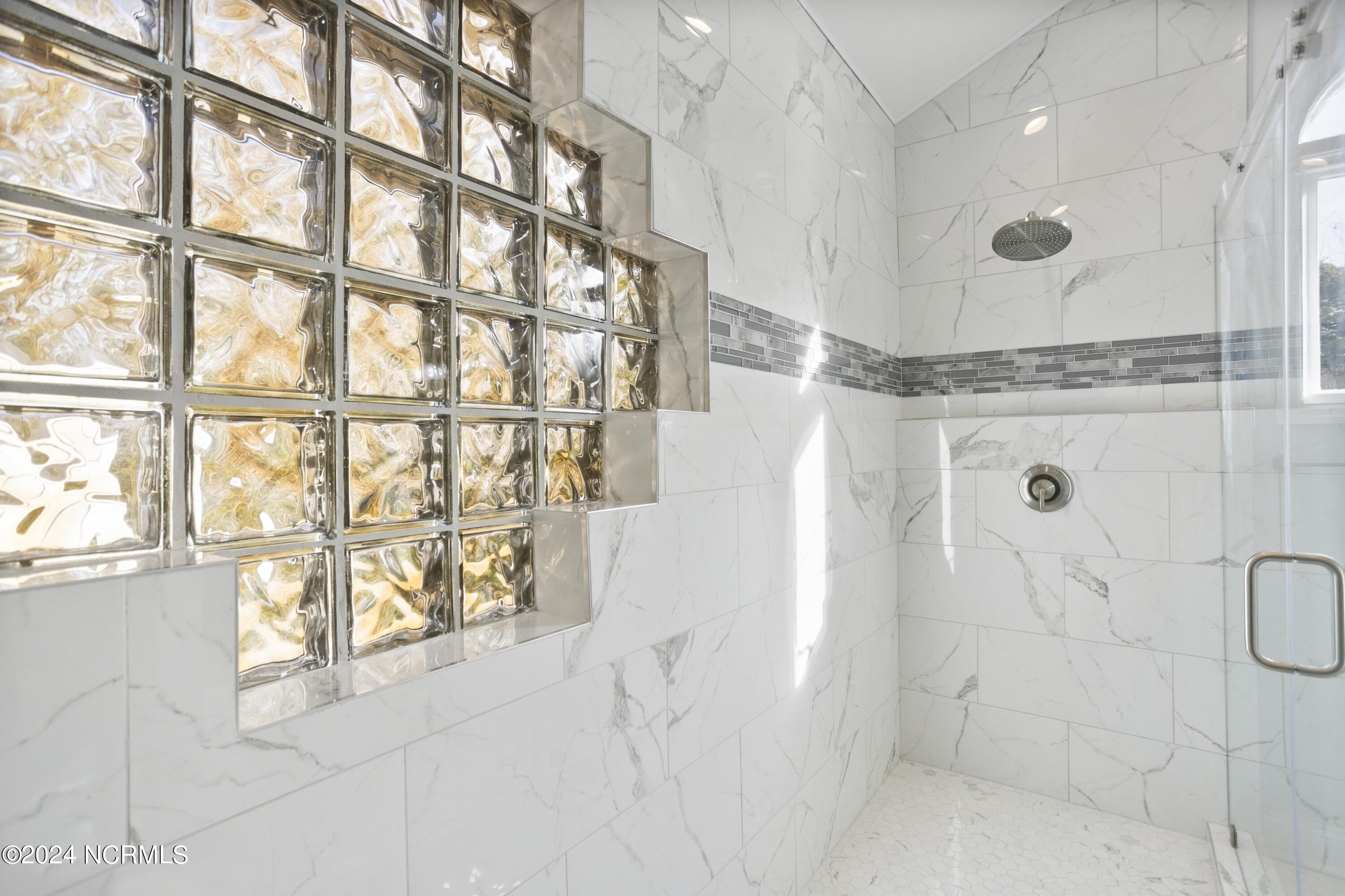 103 Hickory Circle