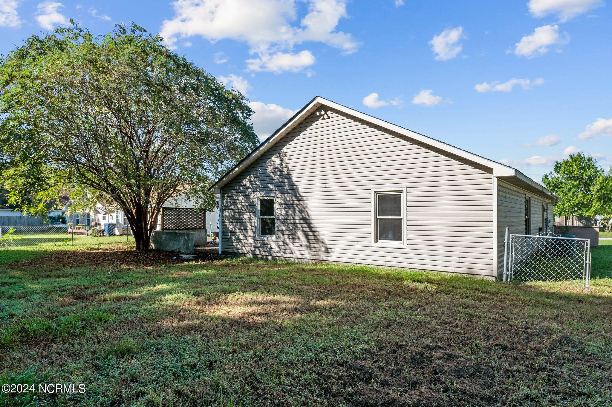 225 Sanders Lane