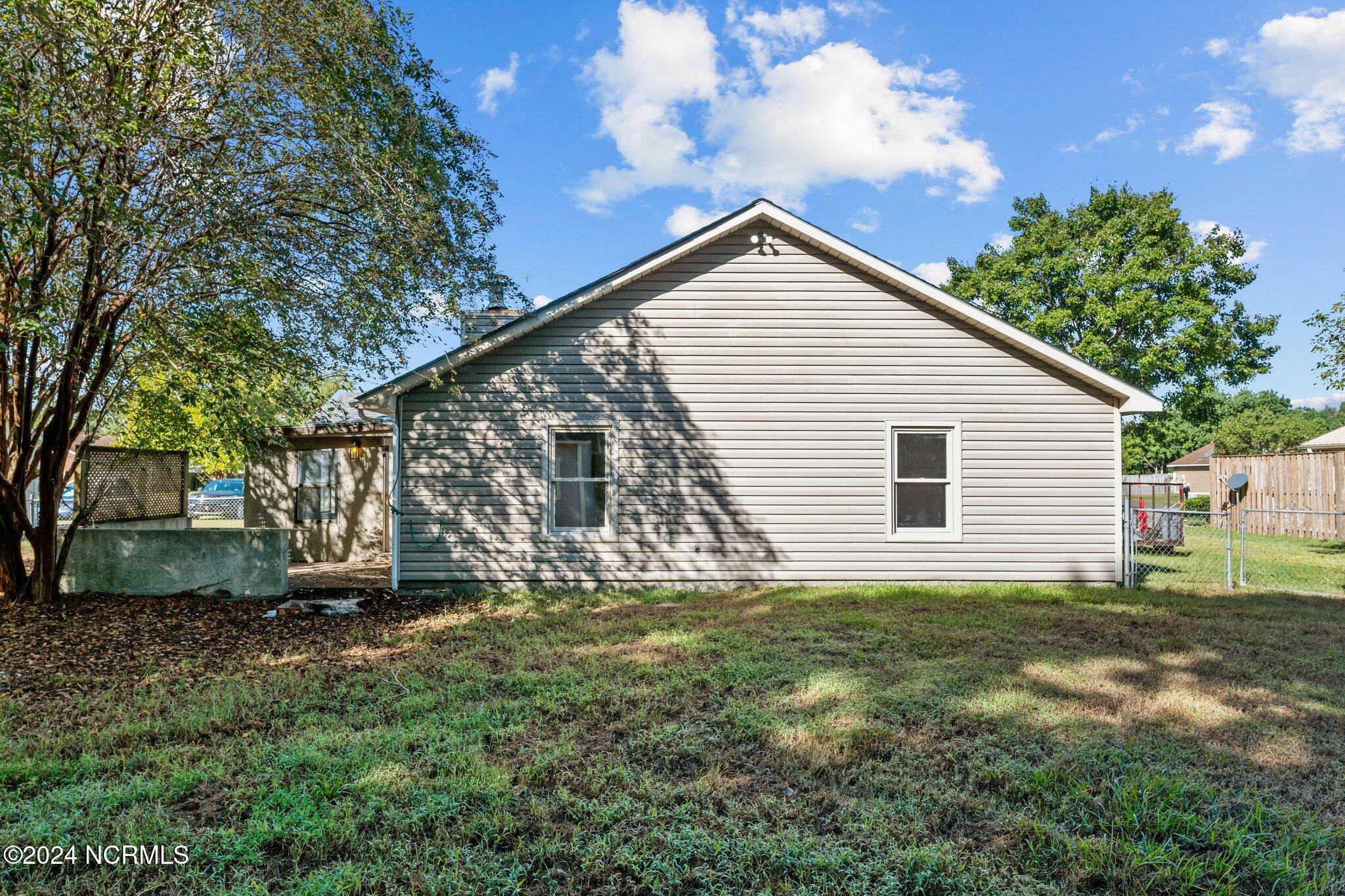 225 Sanders Lane