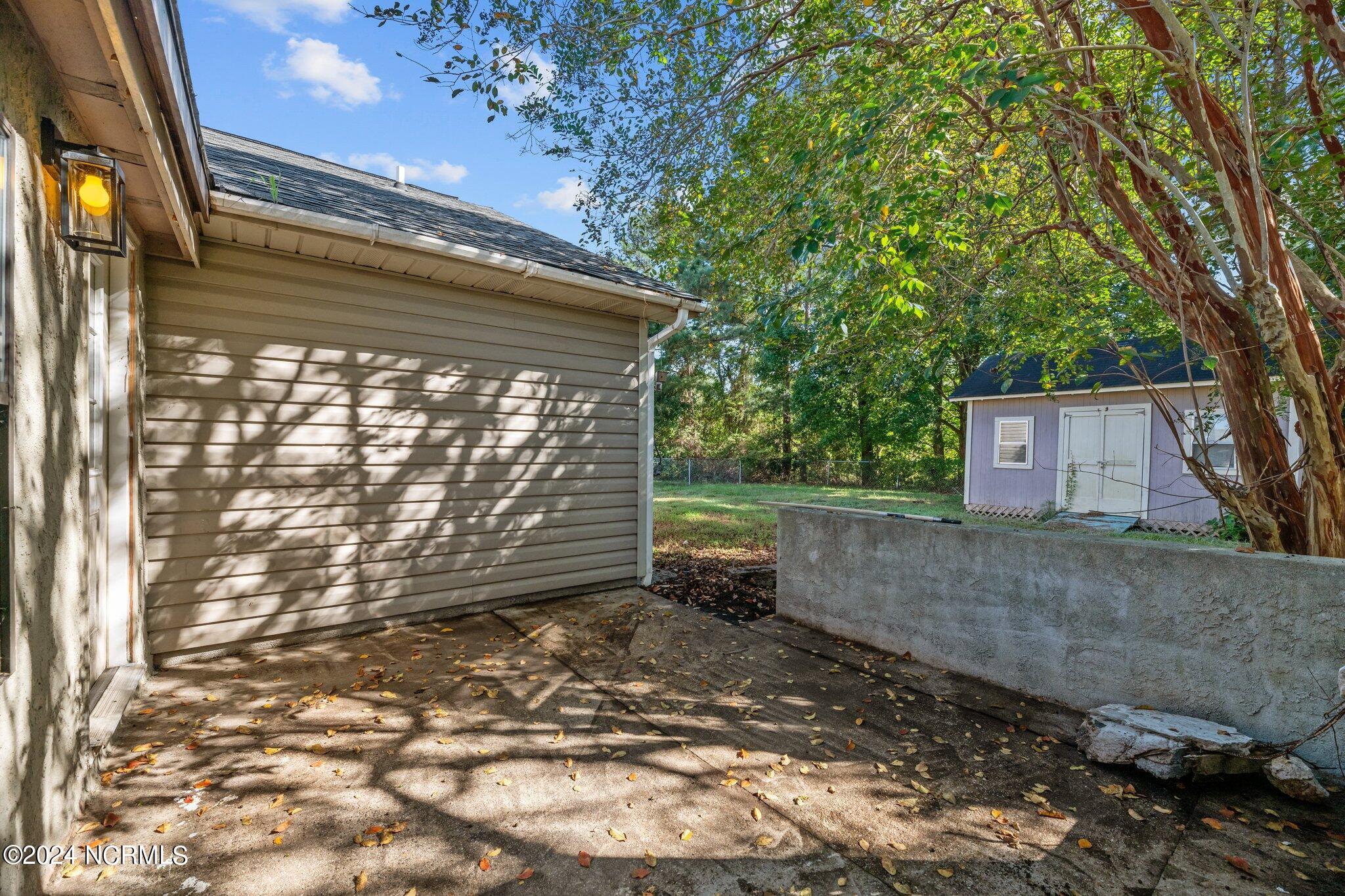 225 Sanders Lane