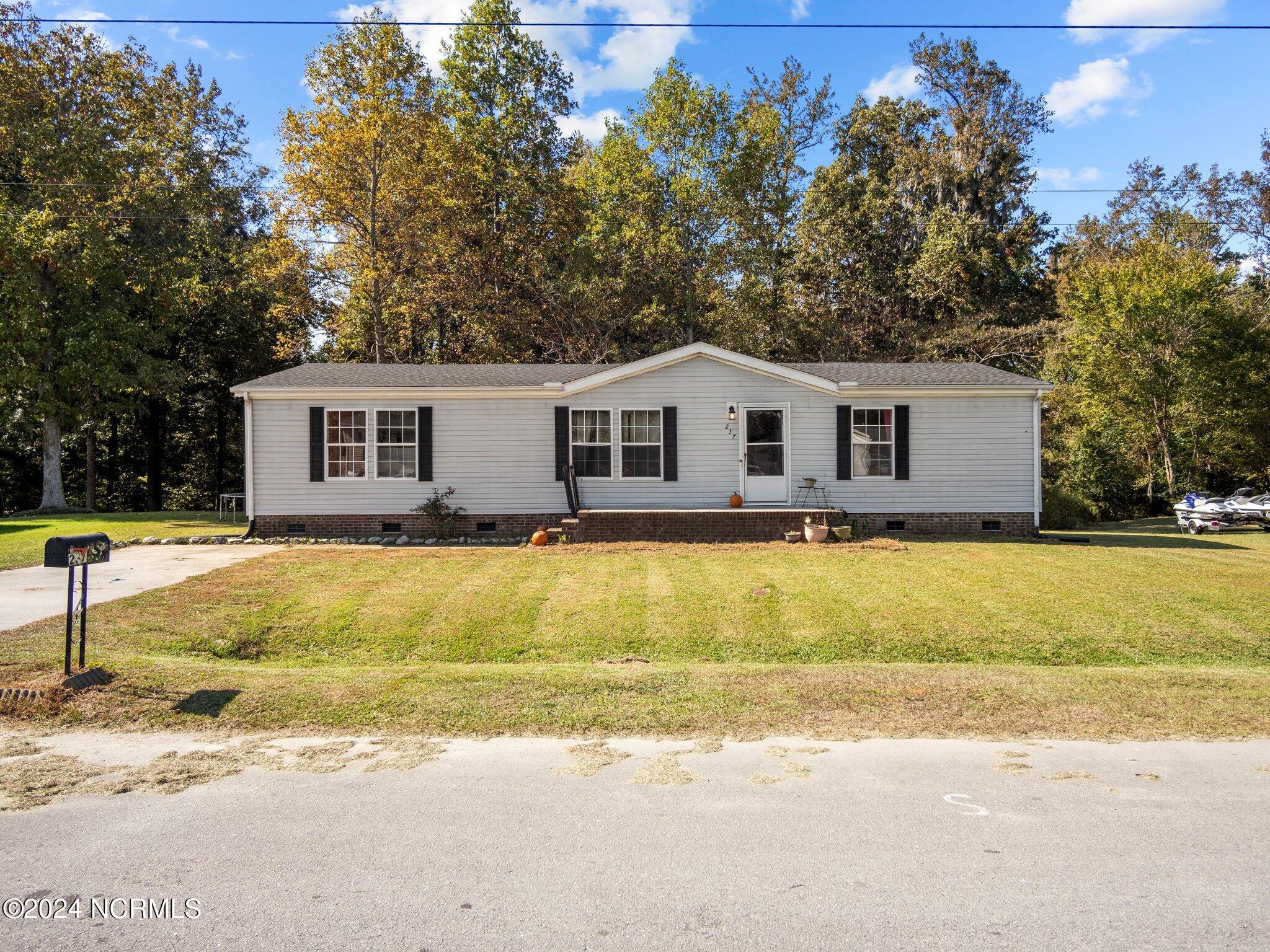 237 Shipmans Pike