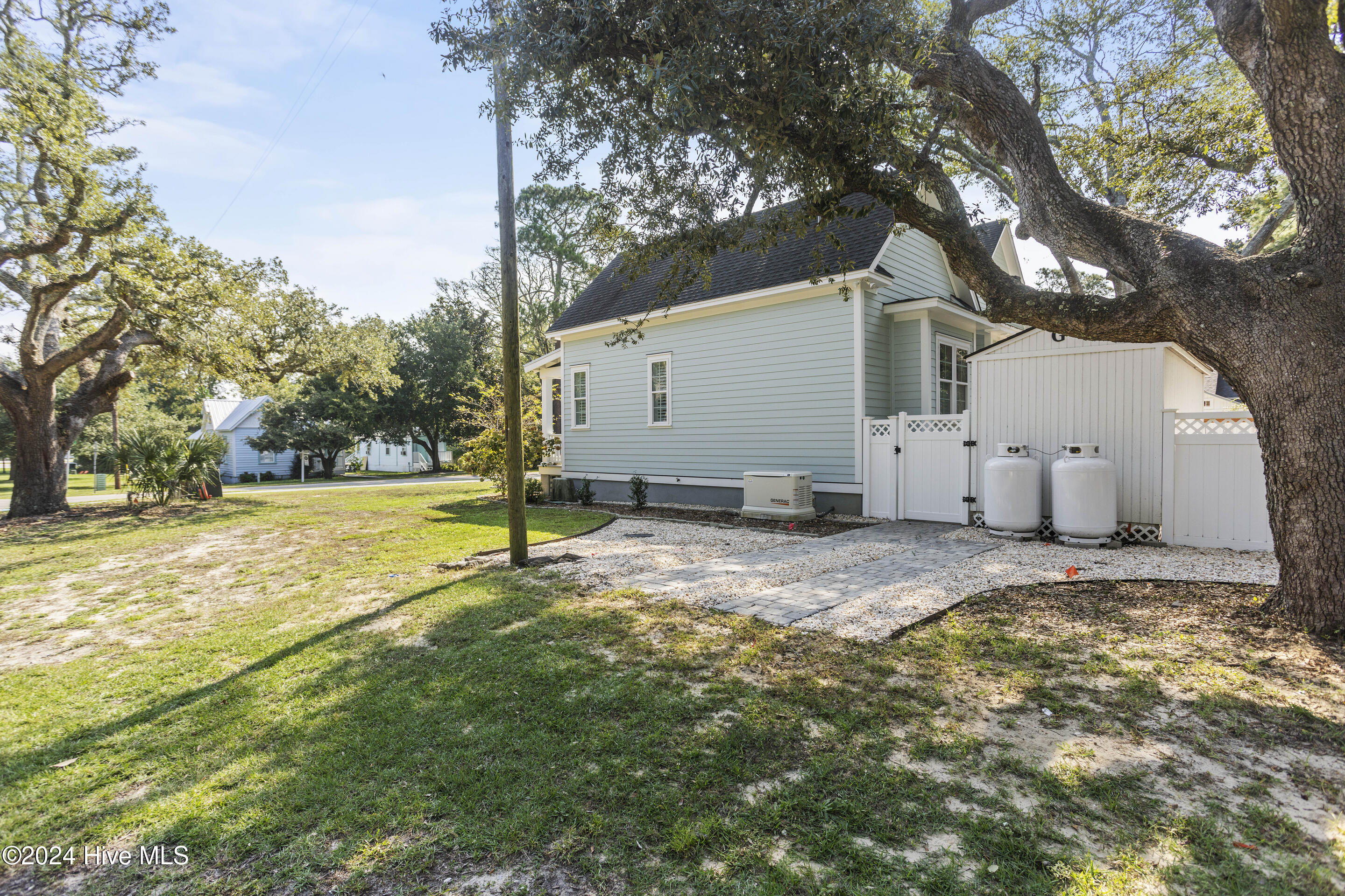319 N Lord Street