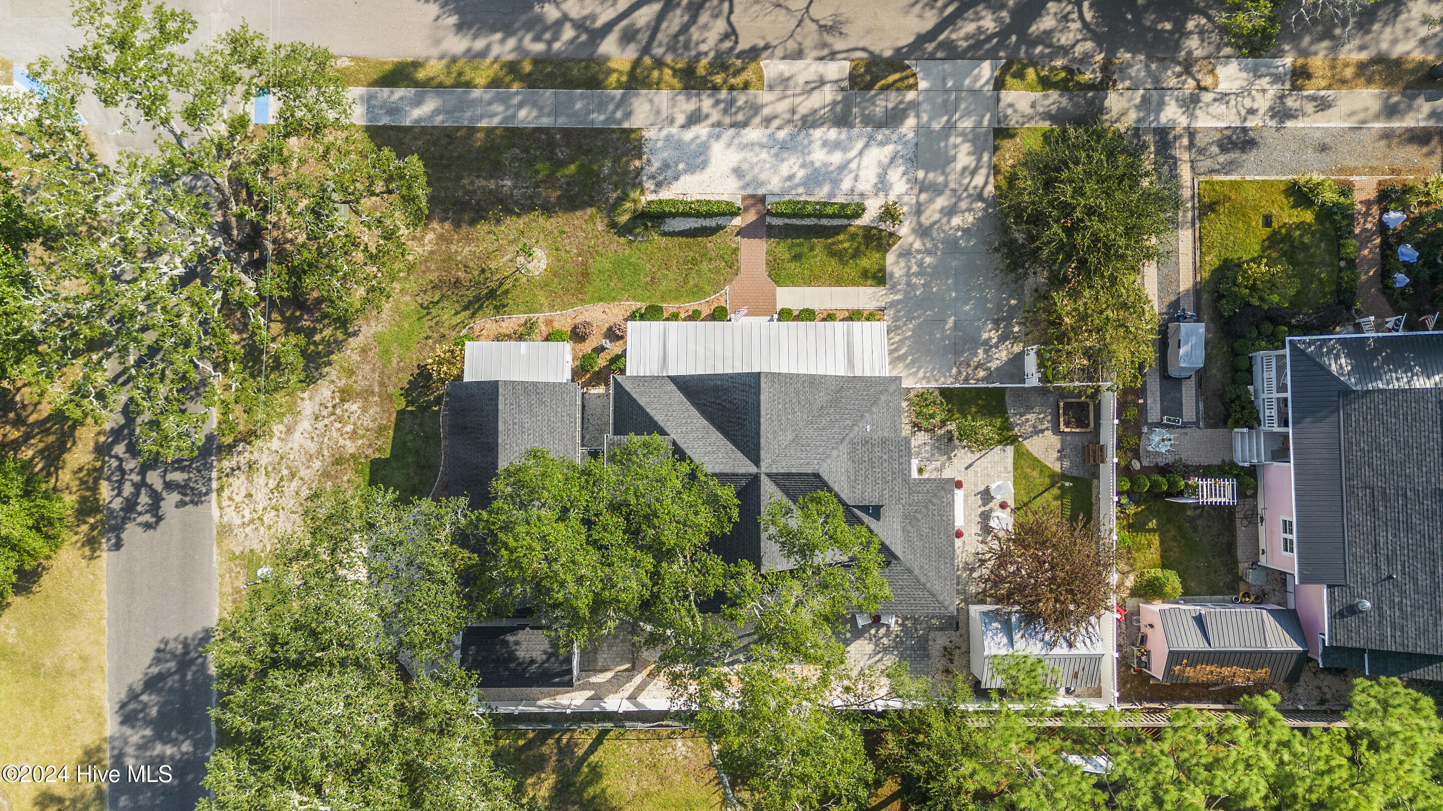 319 N Lord Street