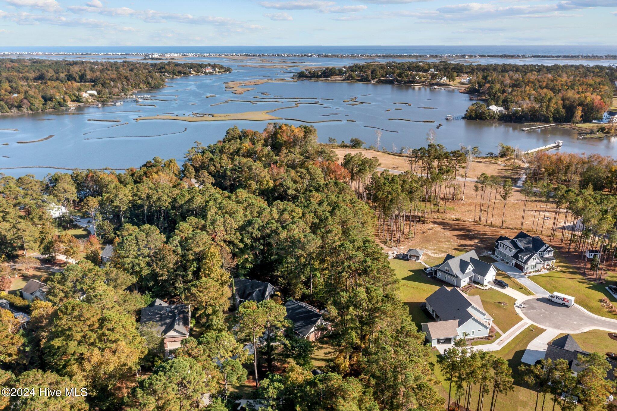 110 Sanderling Court